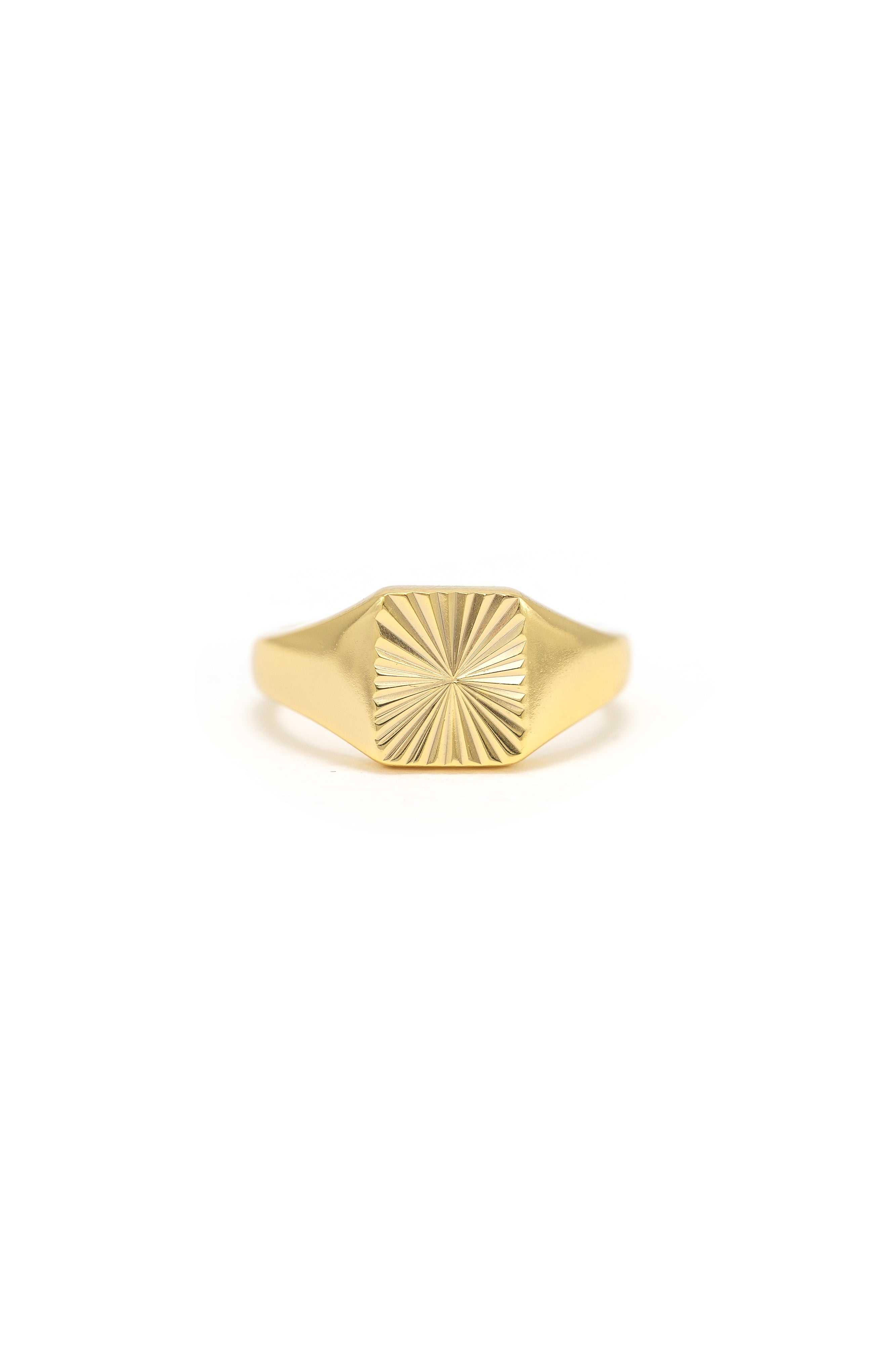 FLUTED SIGNET RING