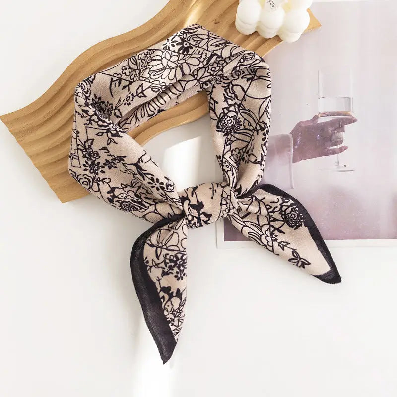 FLORAL NECK SCARF