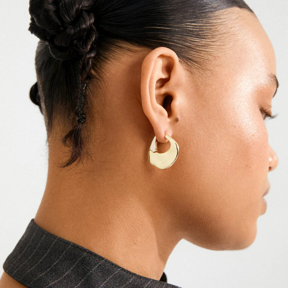 SENSE HOOP EARRINGS