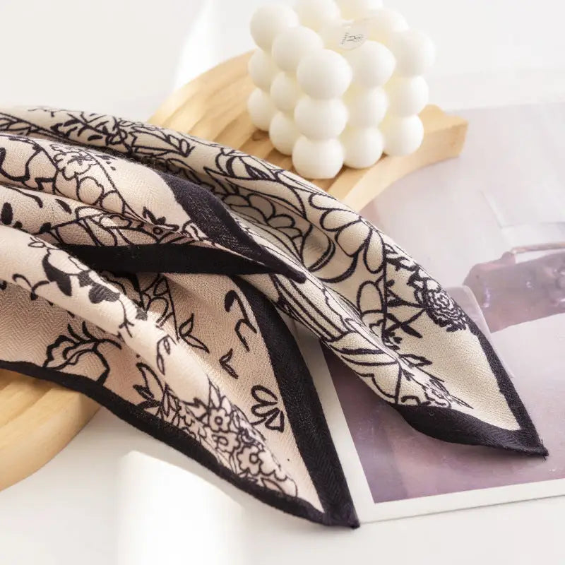 FLORAL NECK SCARF