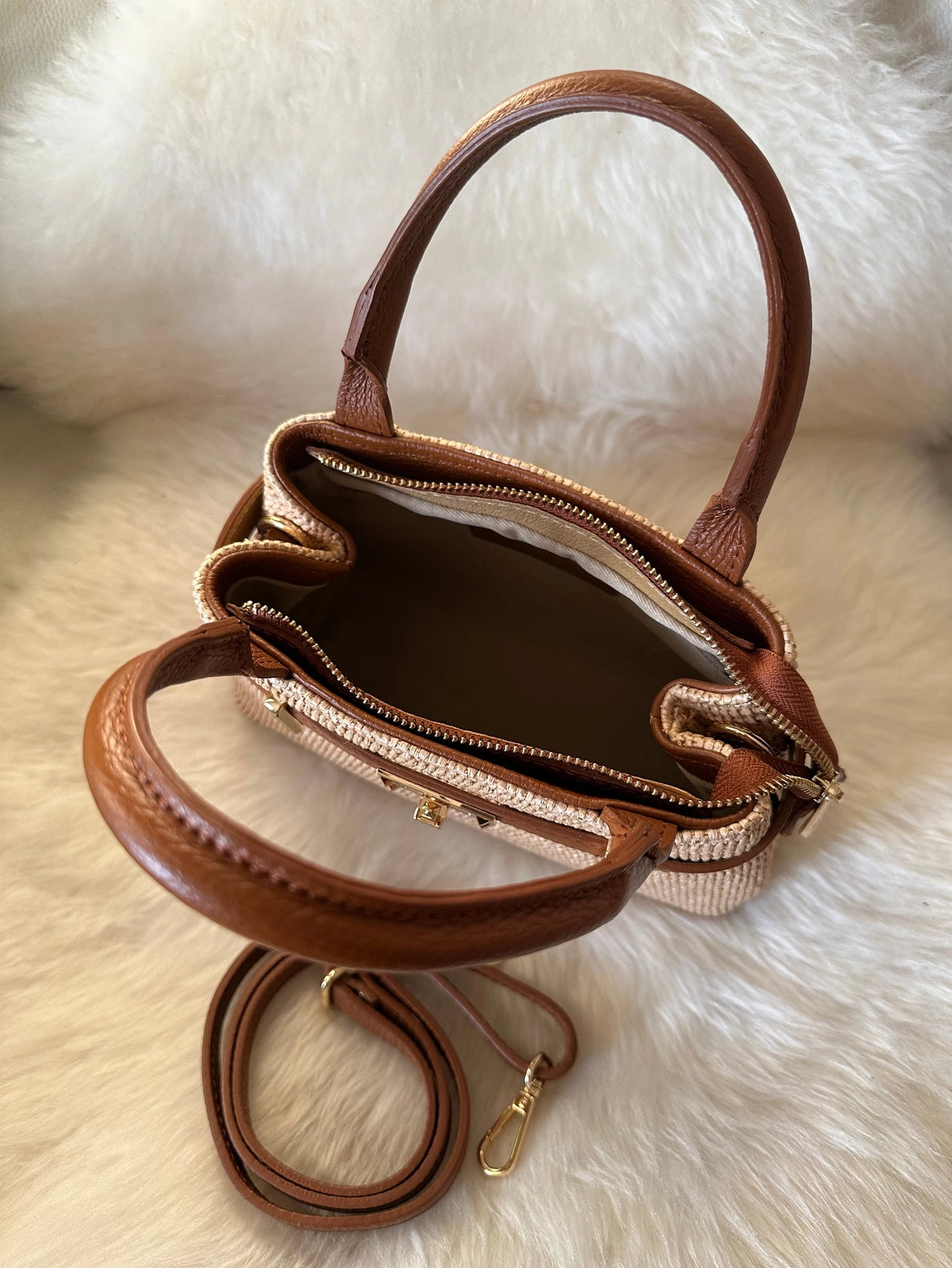 BAHAMA CROSSBODY BAG