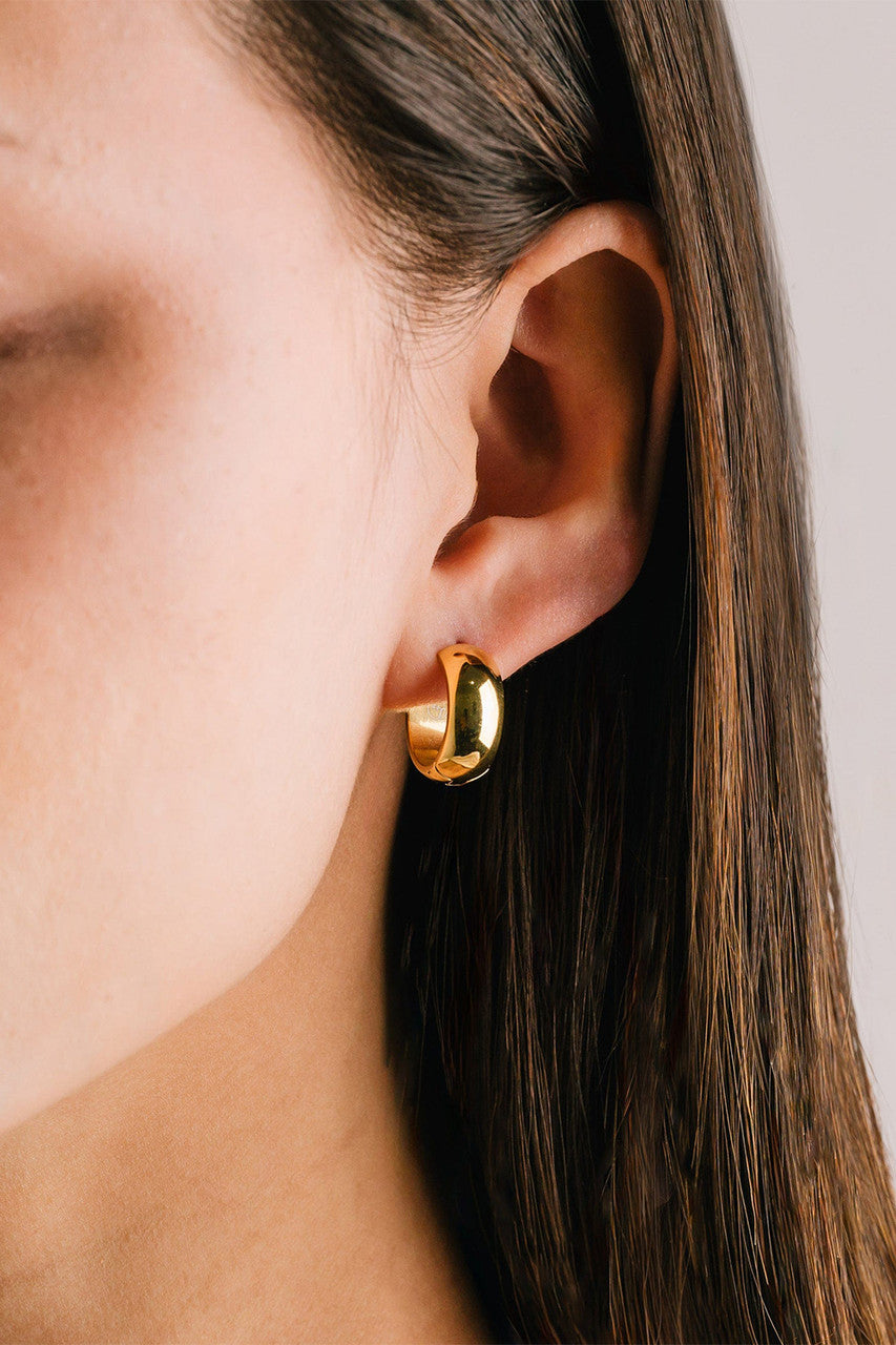 WILLA HOOP EARRINGS