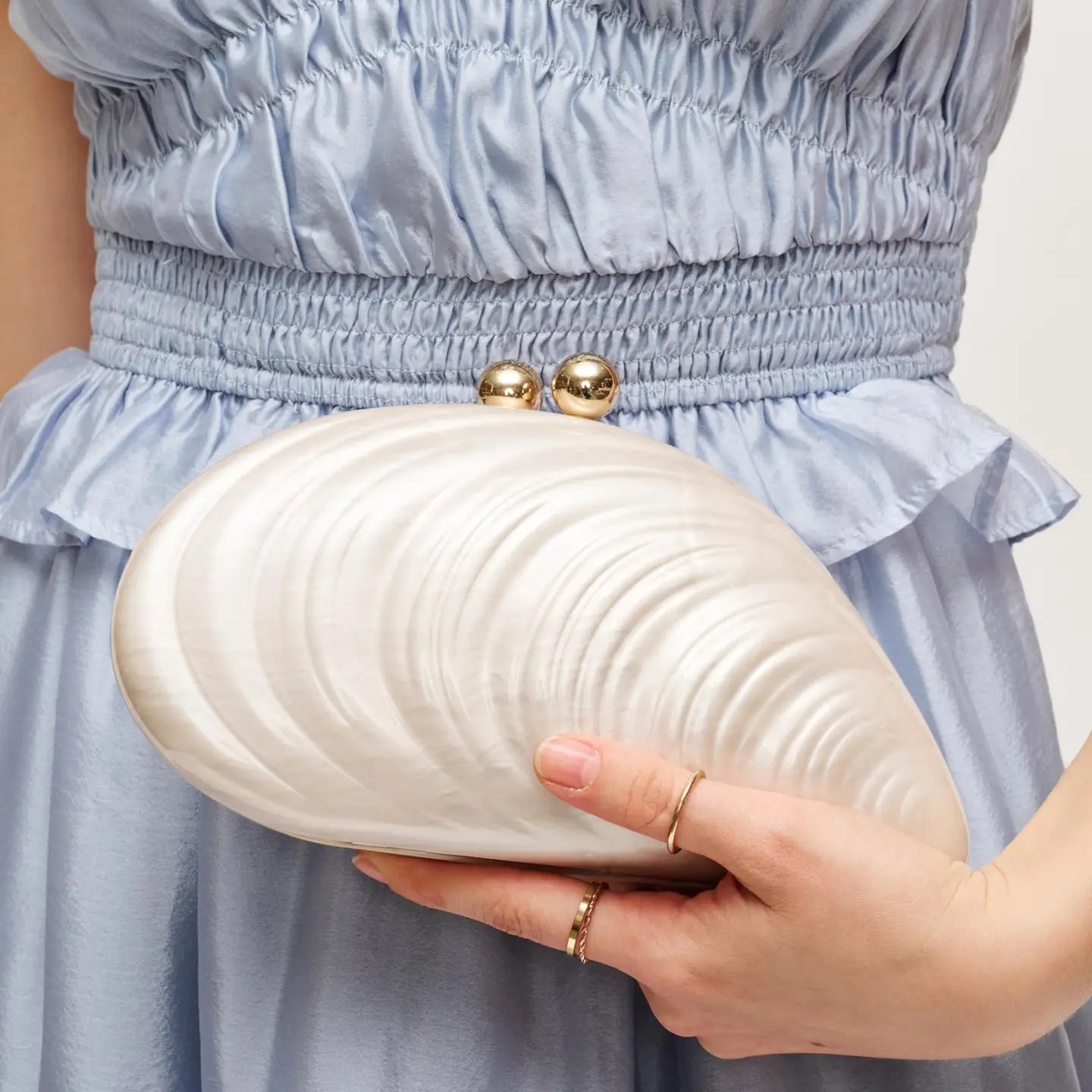 SHELL EVENING BAG