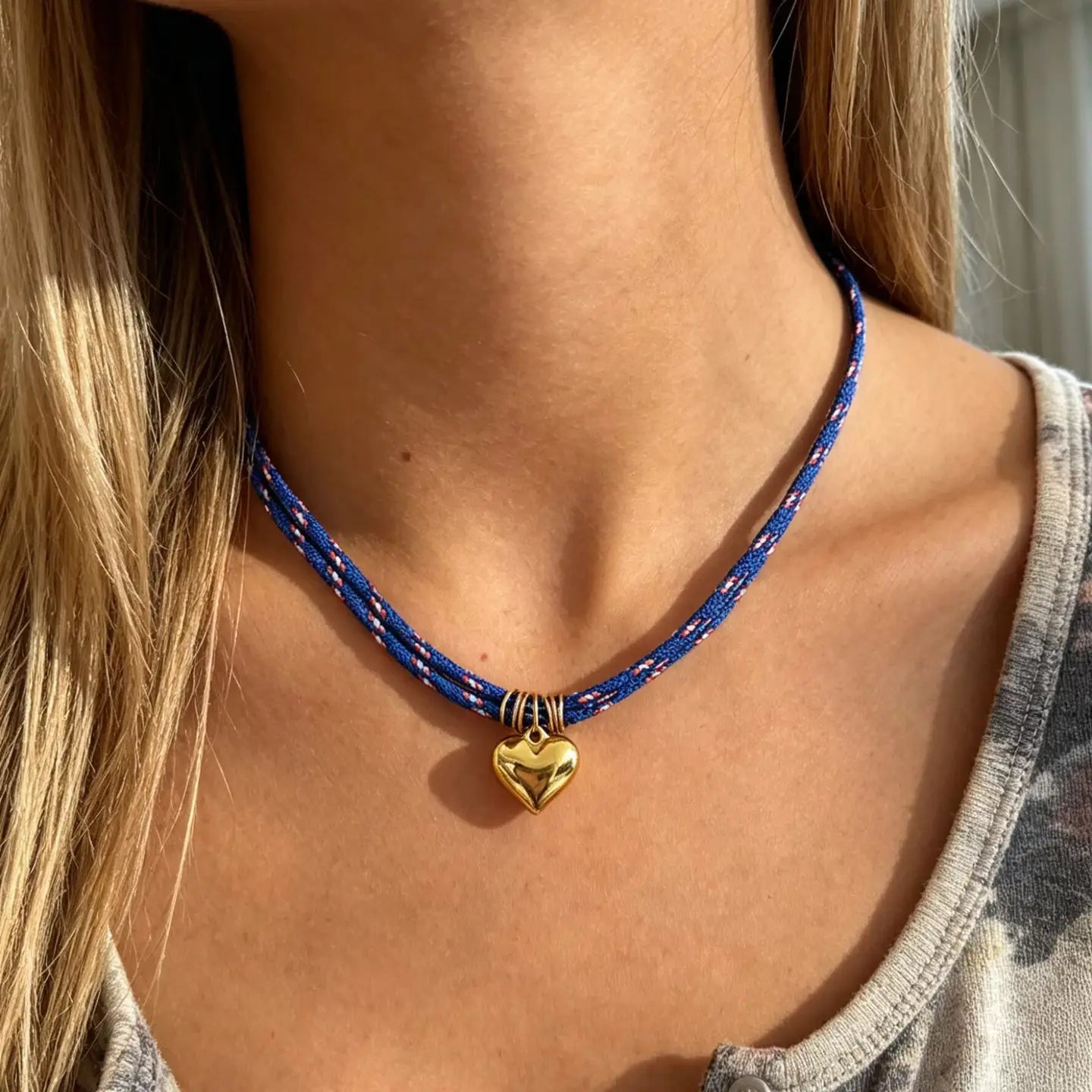 HEART CORD NECKLACE