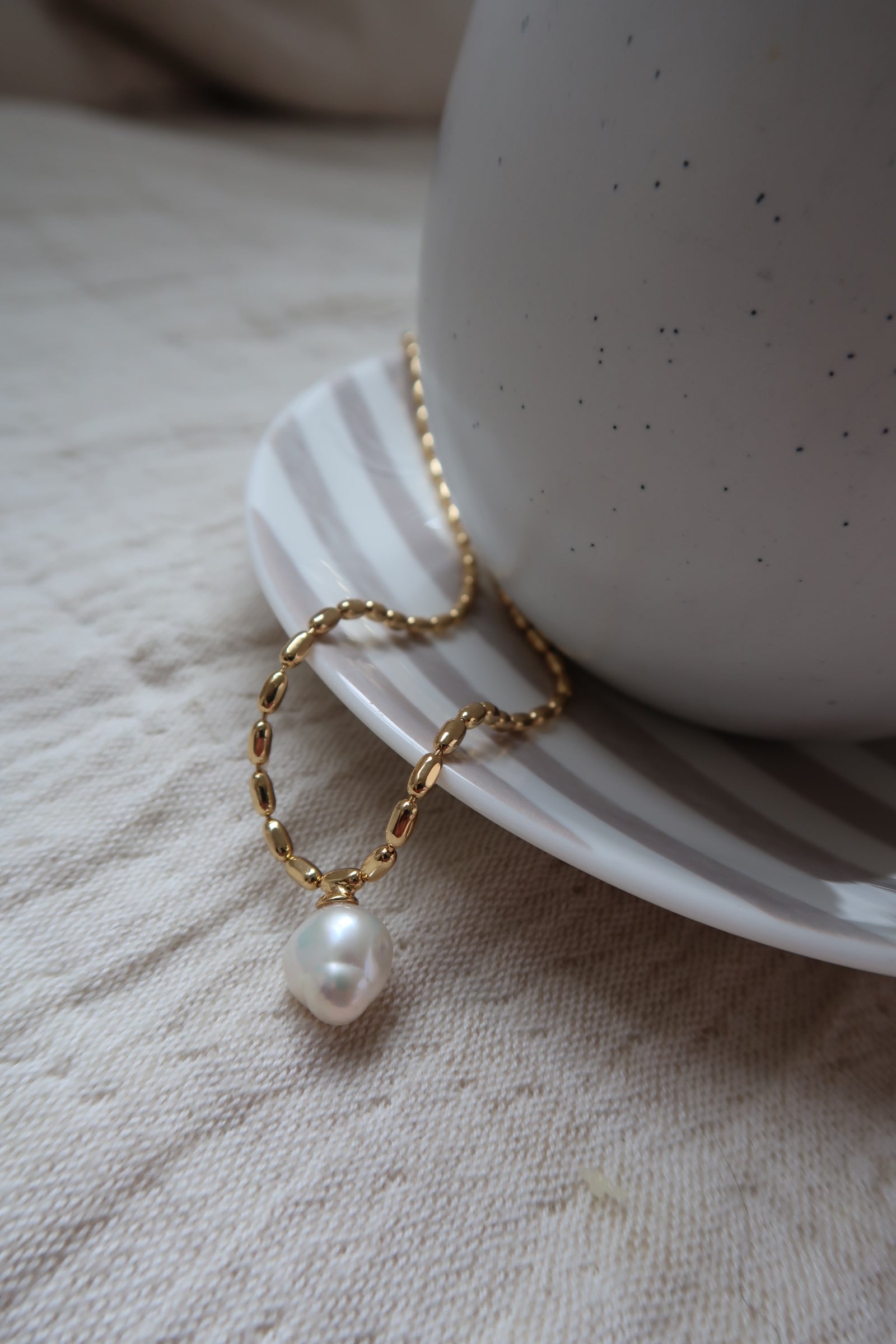 VINTAGE PEARL NECKLACE