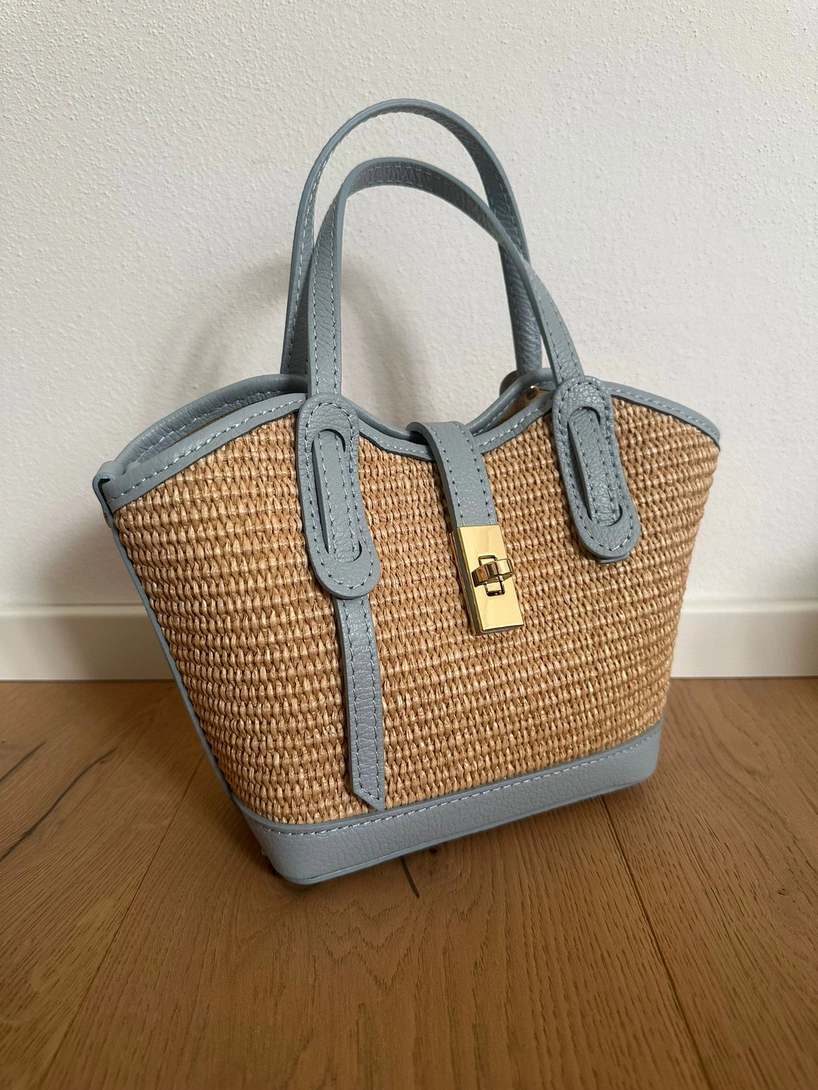 VICTORY RAFFIA BAG