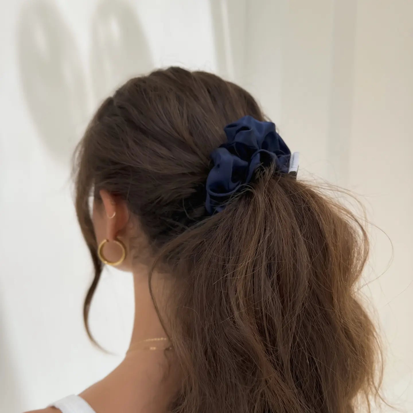 SILK SCRUNCHIE