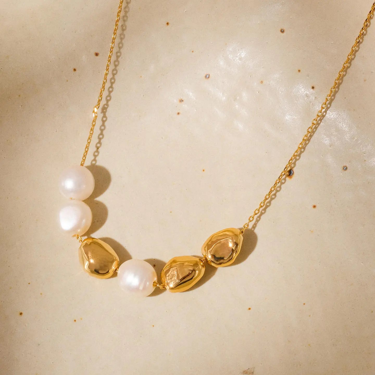 MAUDE PEARL NECKLACE