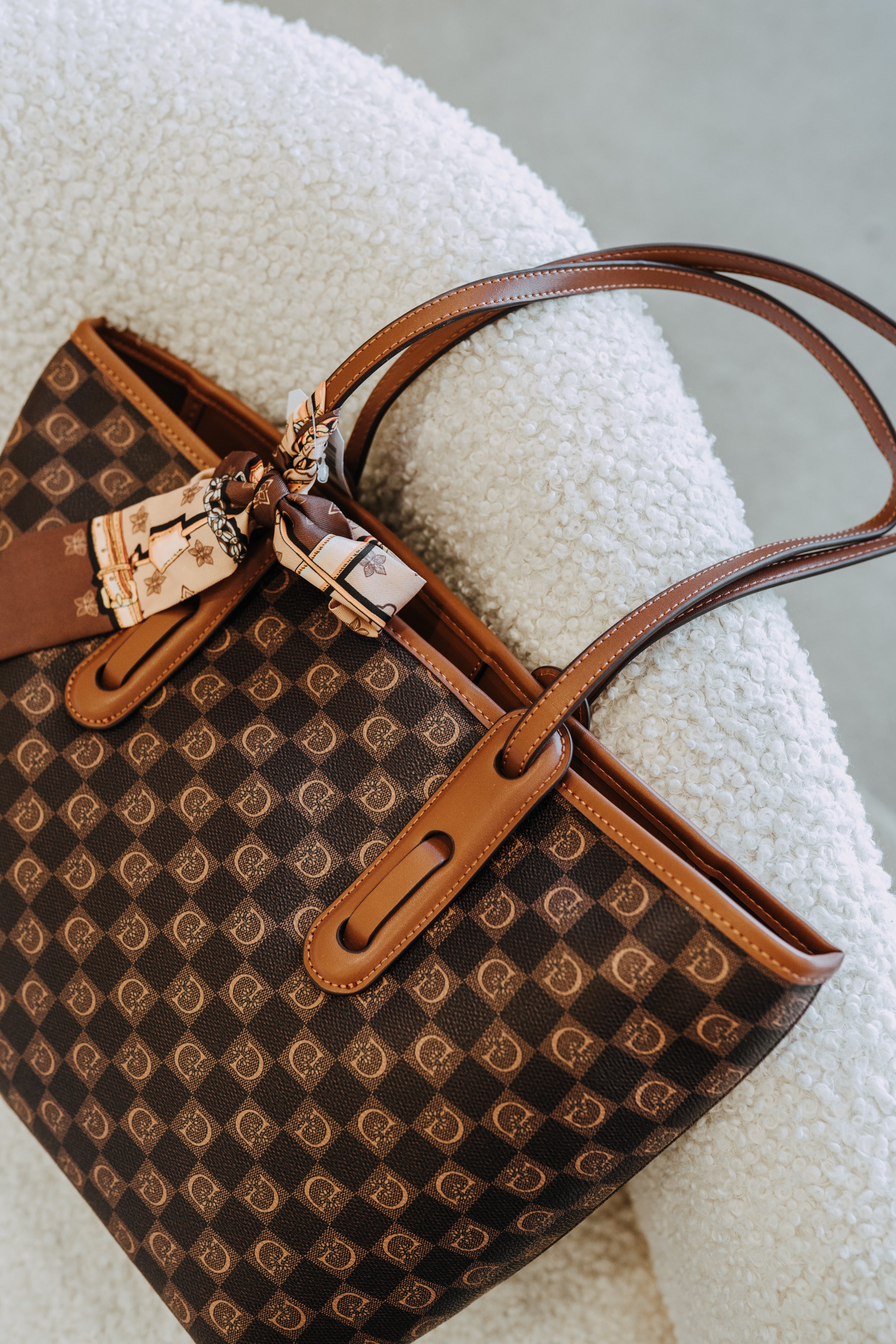 MONARCH CHECK TOTE