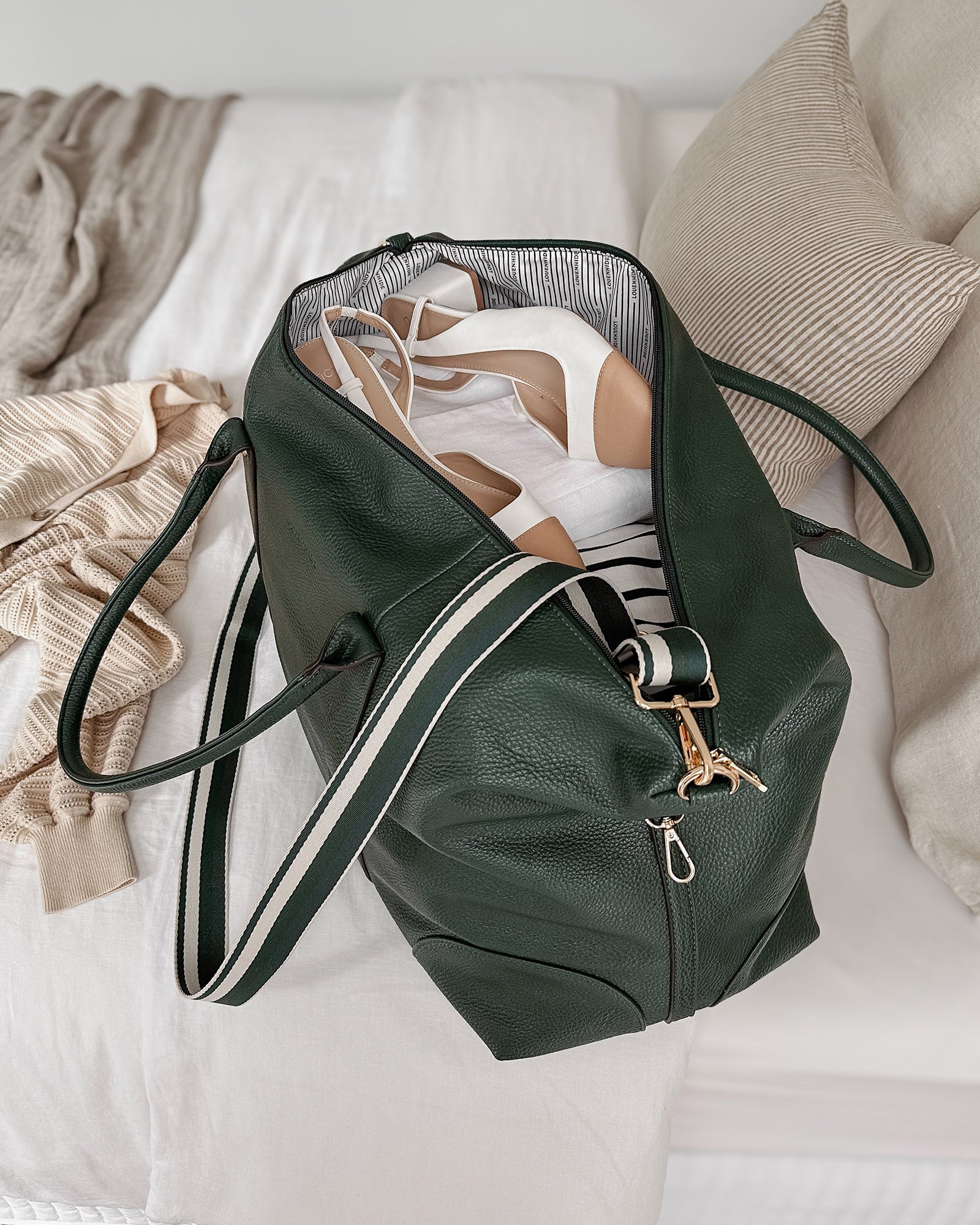 ALEXIS WEEKENDER BAG