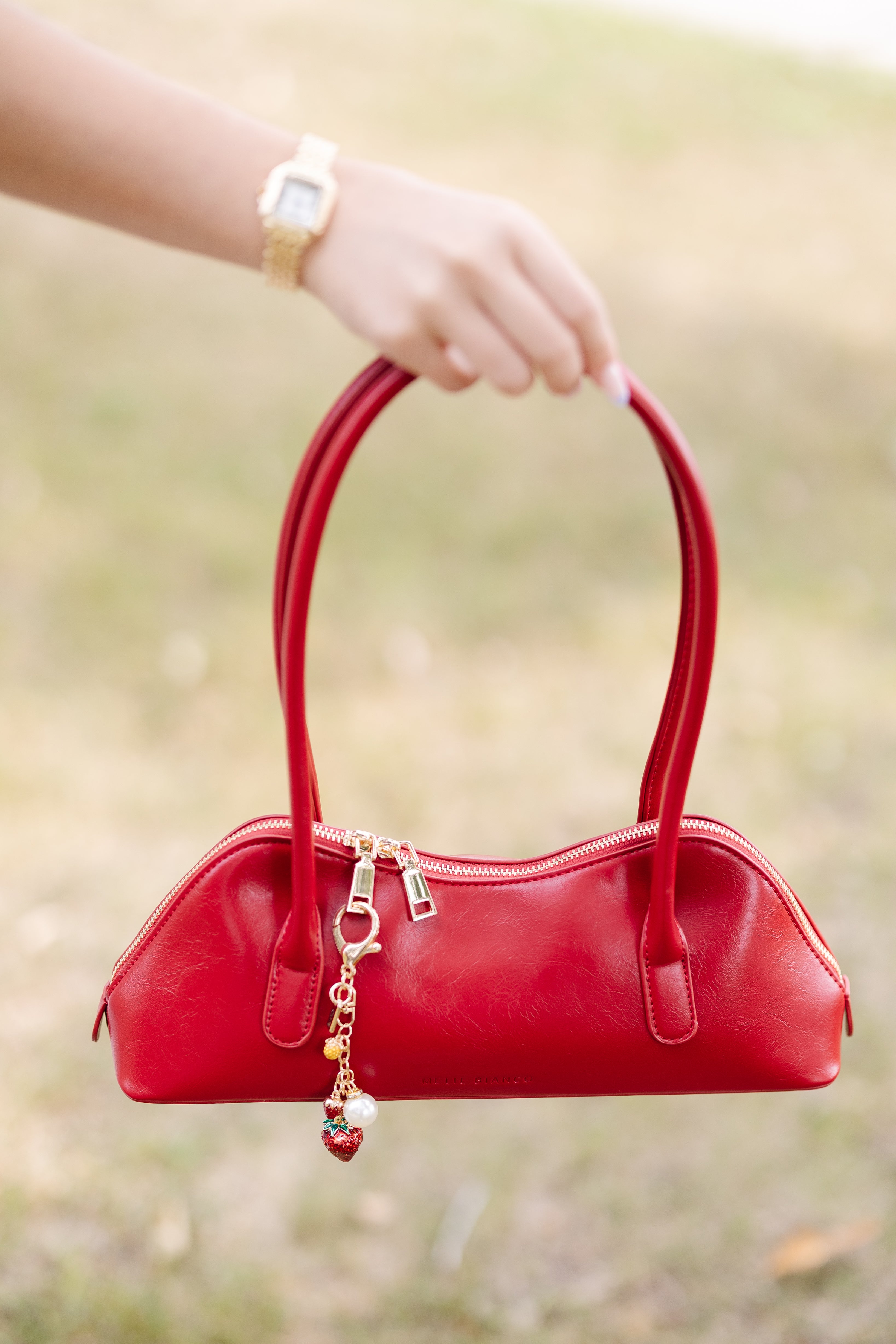 DAKOTA SHOULDER BAG