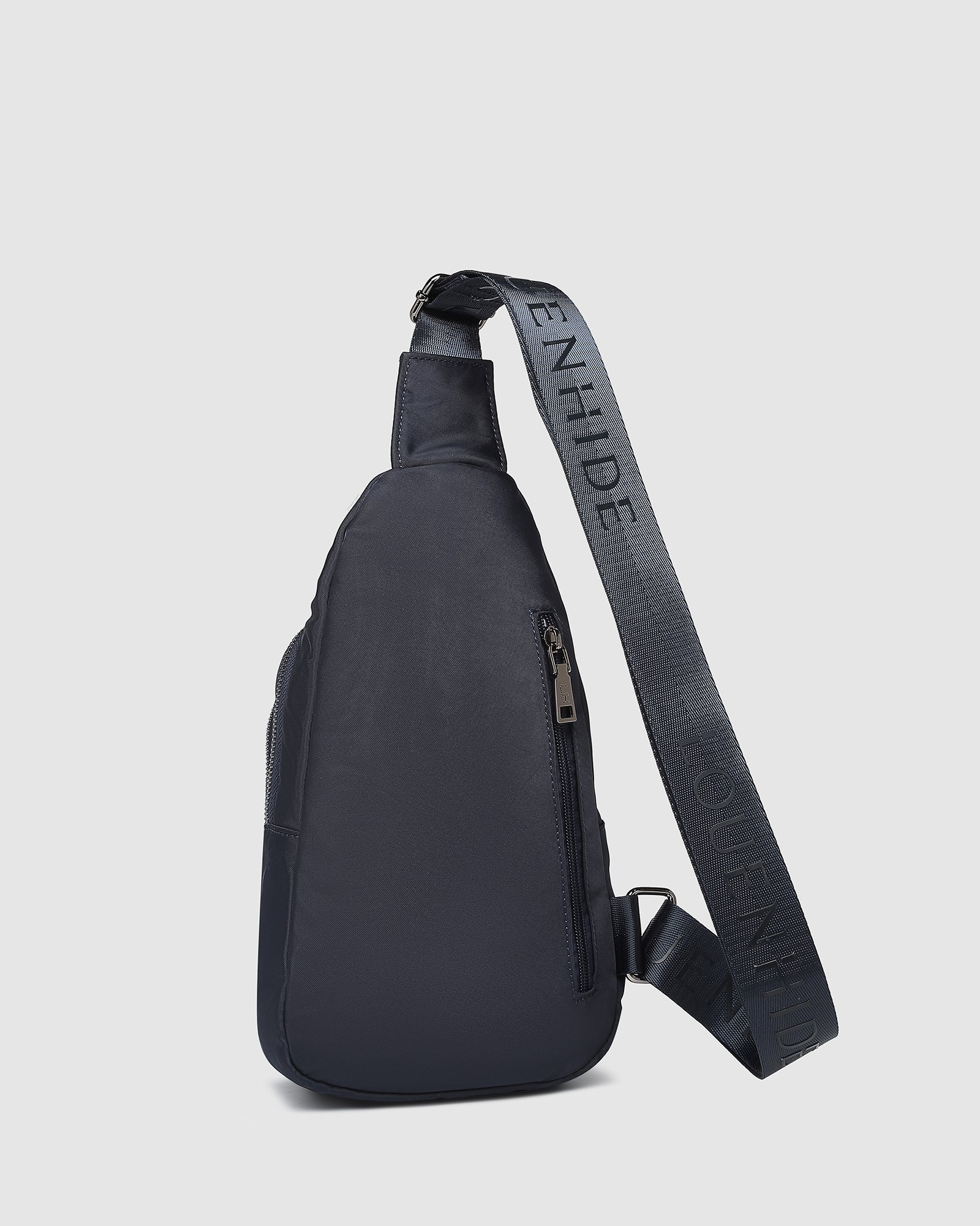 BOYD SLING BAG