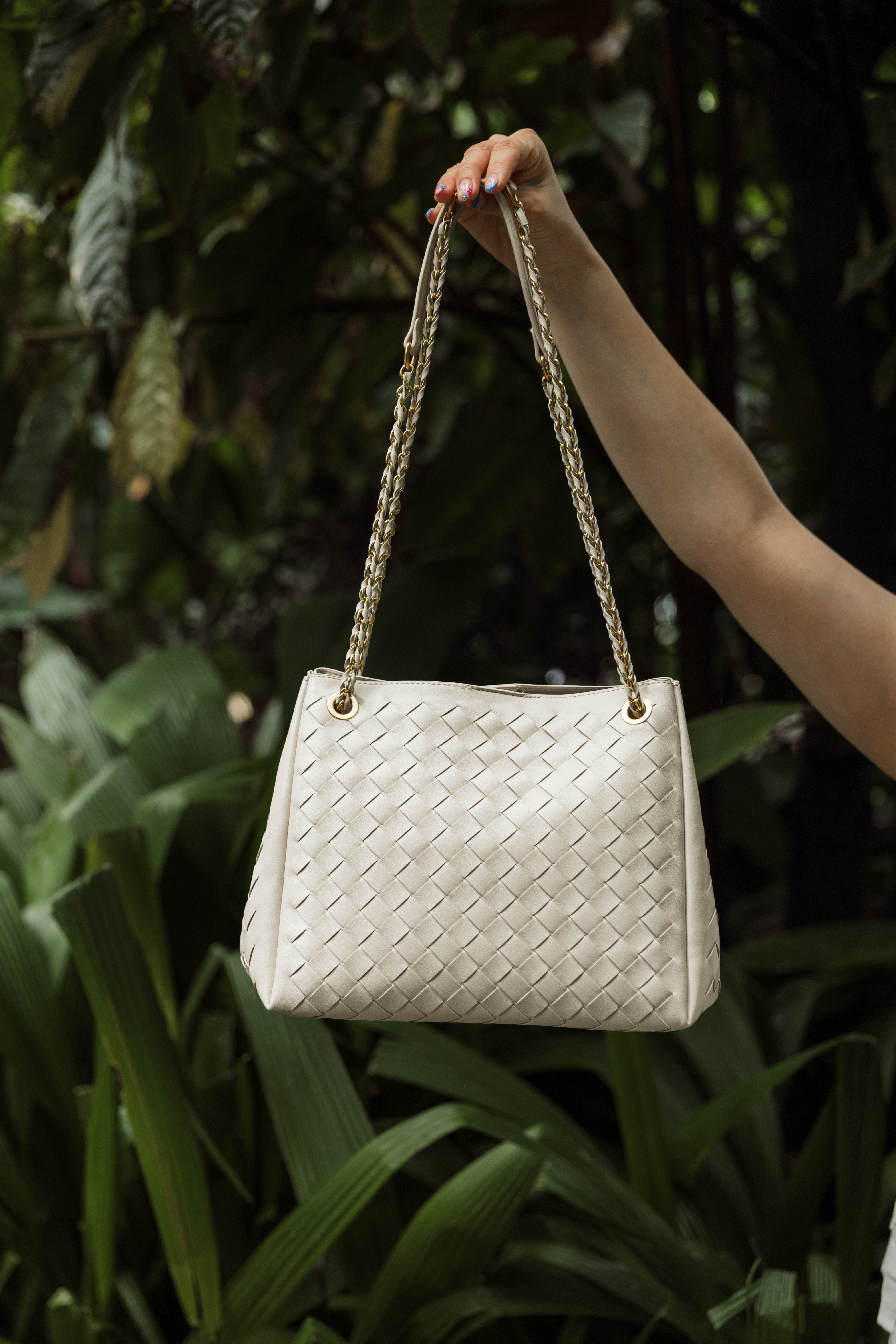 ROSIE LARGE WEAVED SHOULDER BAG