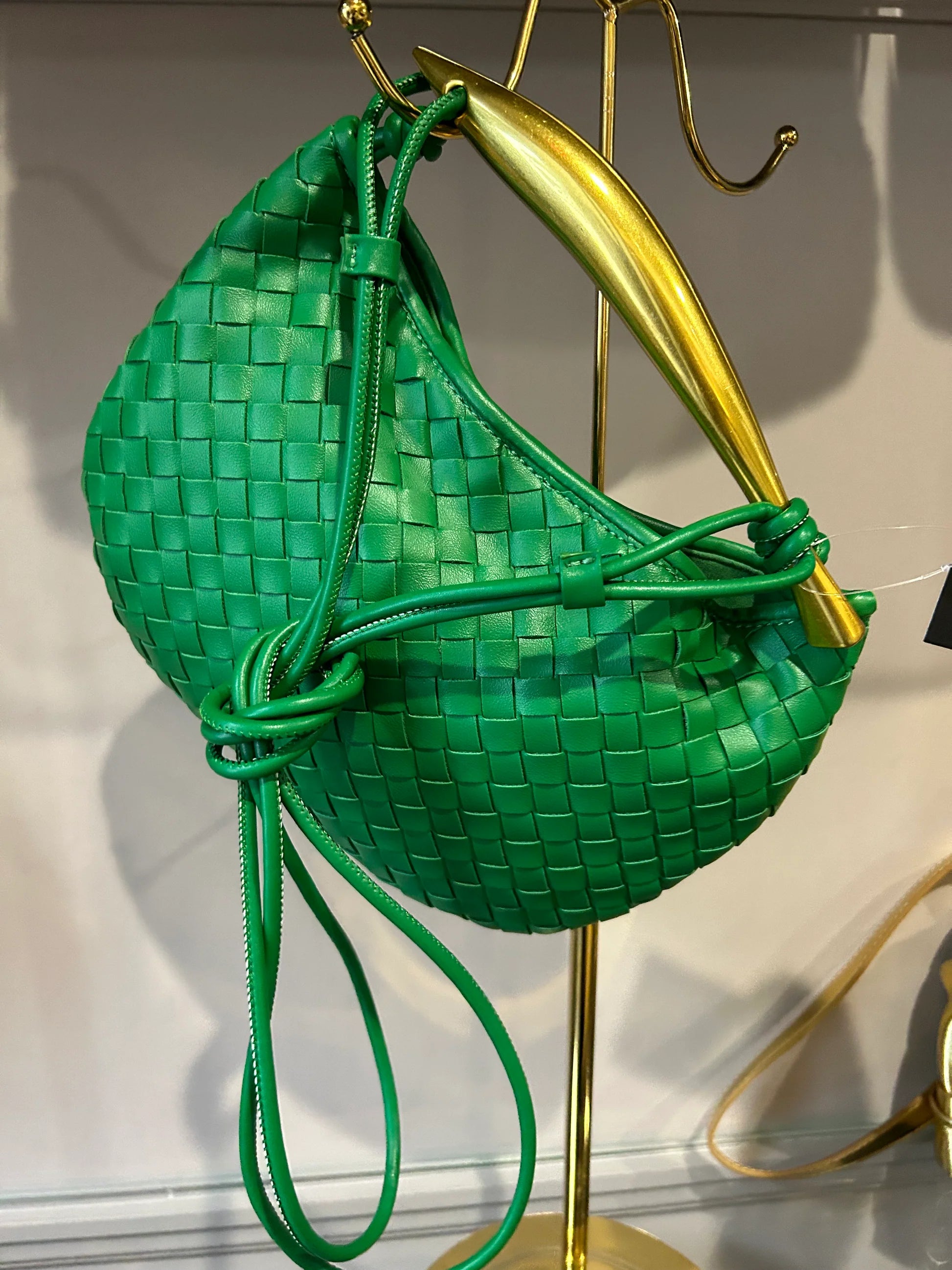 EMBER LARGE CROSSBODY