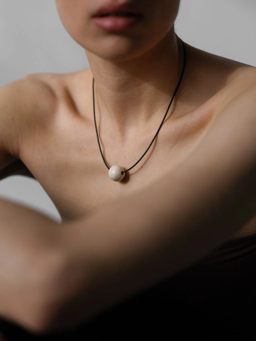 LOTER NECKLACE