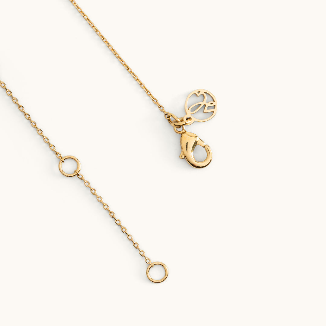 MADA NECKLACE