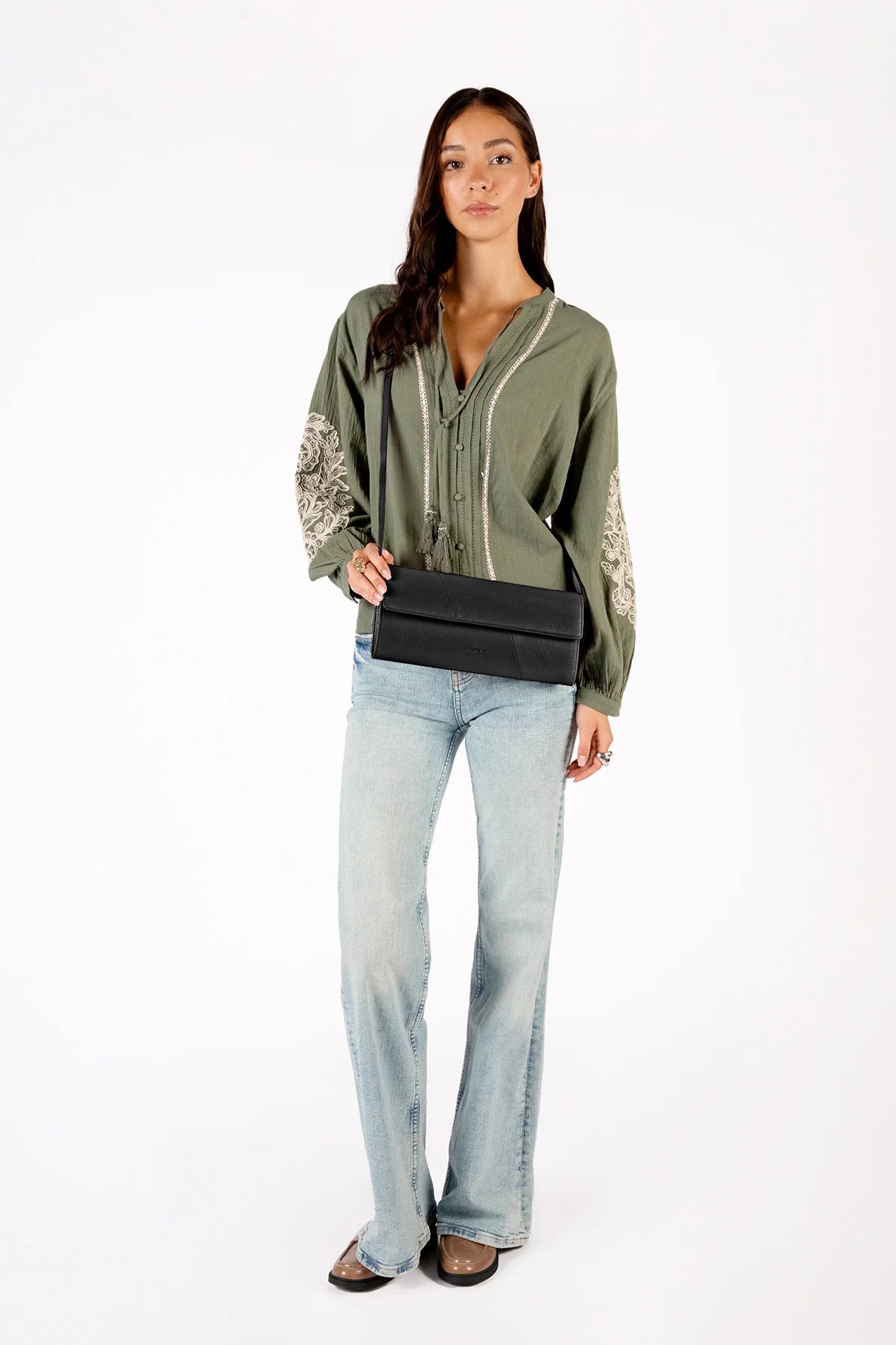 EDIA CLUTCH