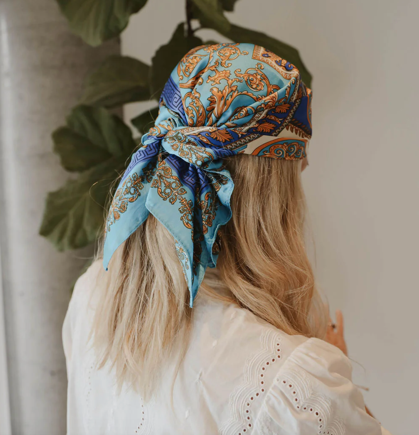 PAISLEY PRINT SCARF