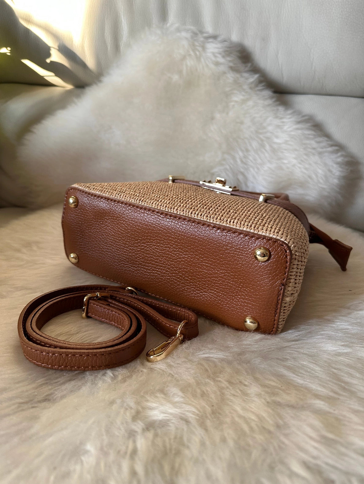 BAHAMA CROSSBODY BAG