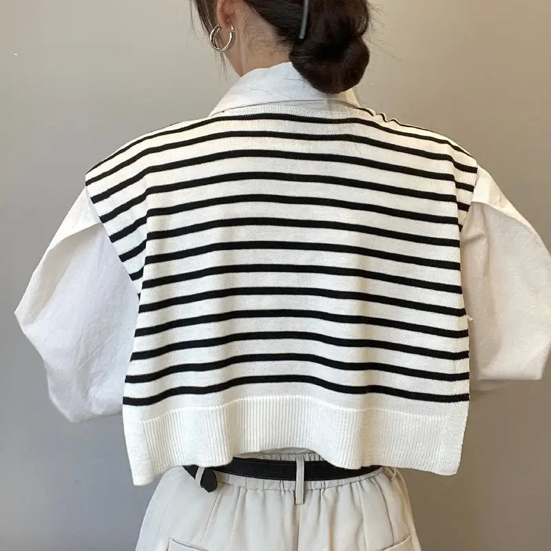 STRIPED SHOULDER SCARF