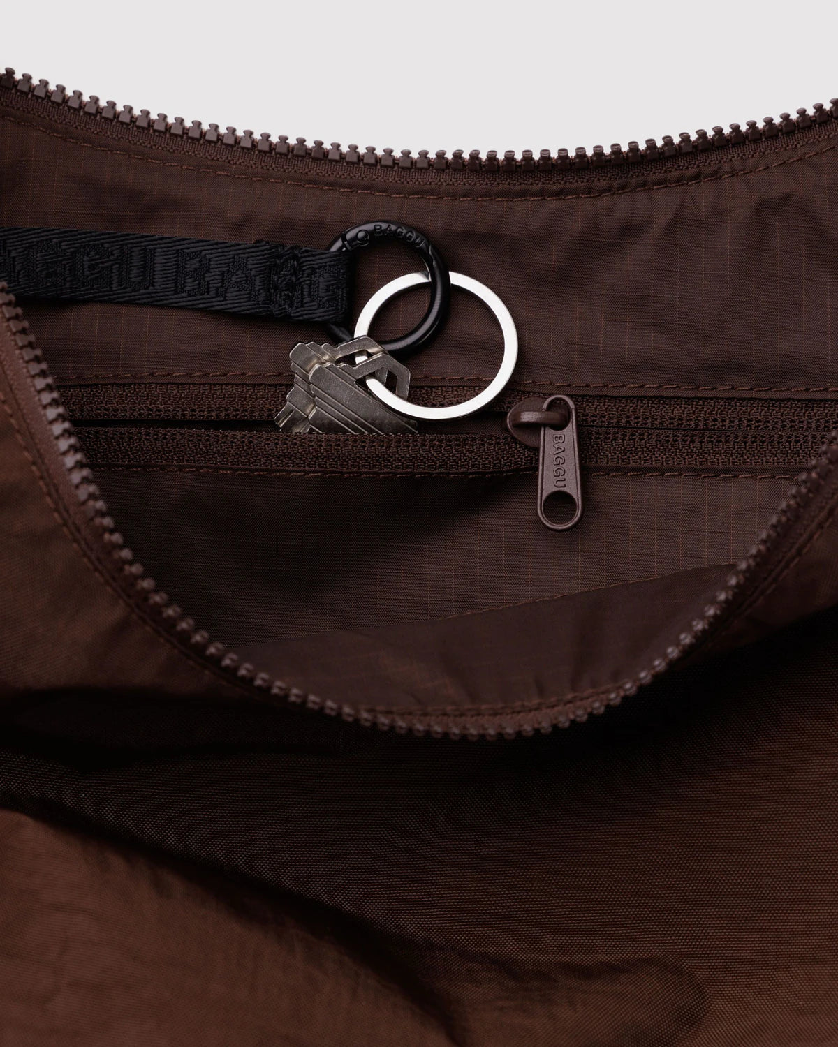 MEDIUM CRESCENT BAG
