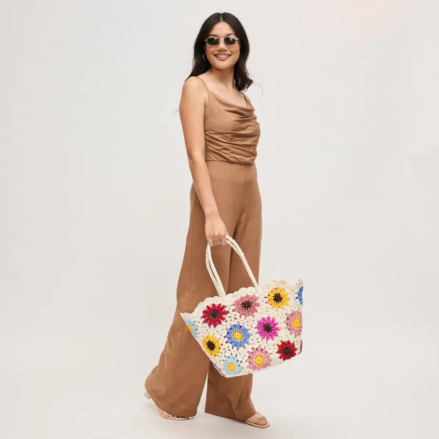 FLORAL CROCHET TOTE