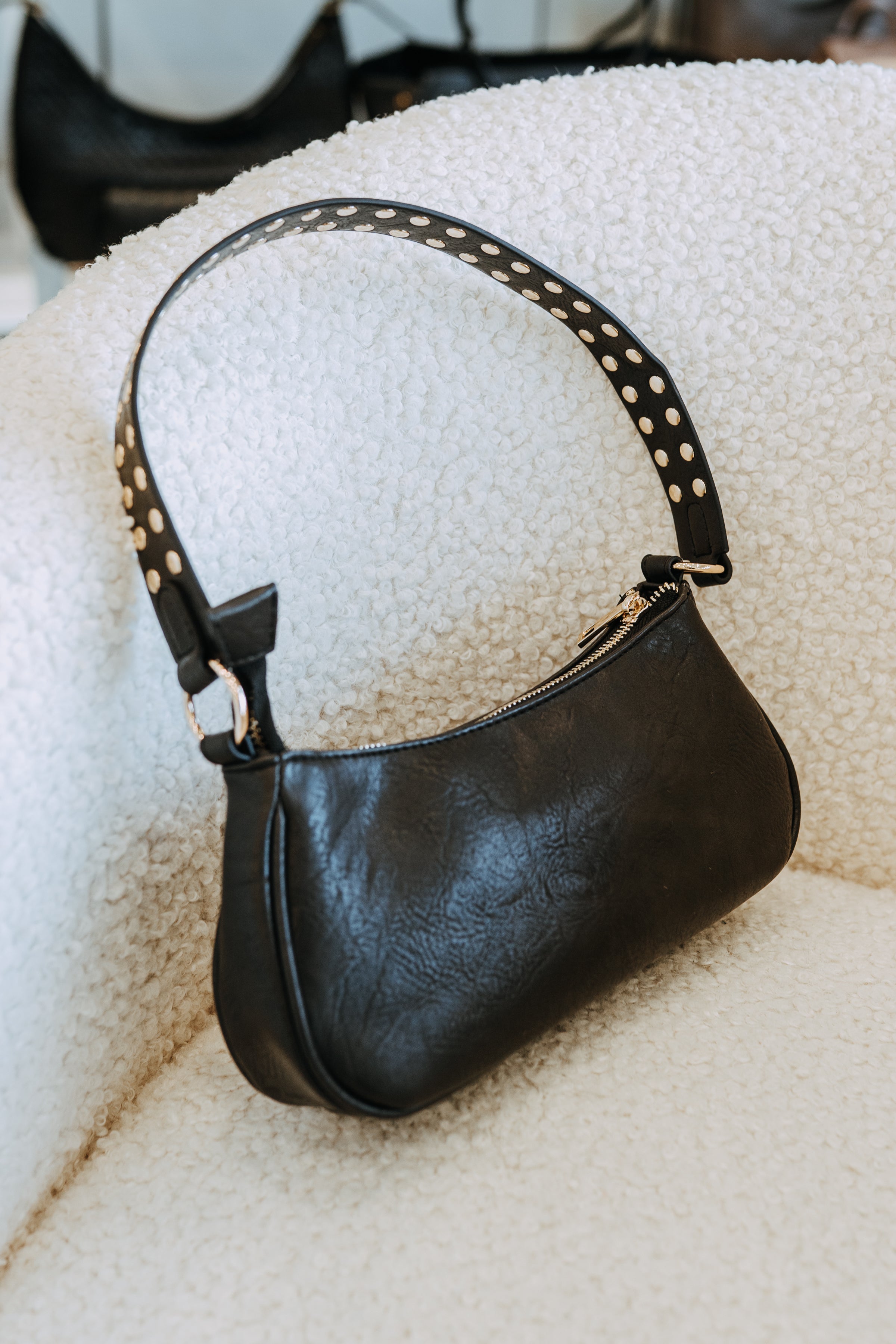 RAE SHOULDER BAG