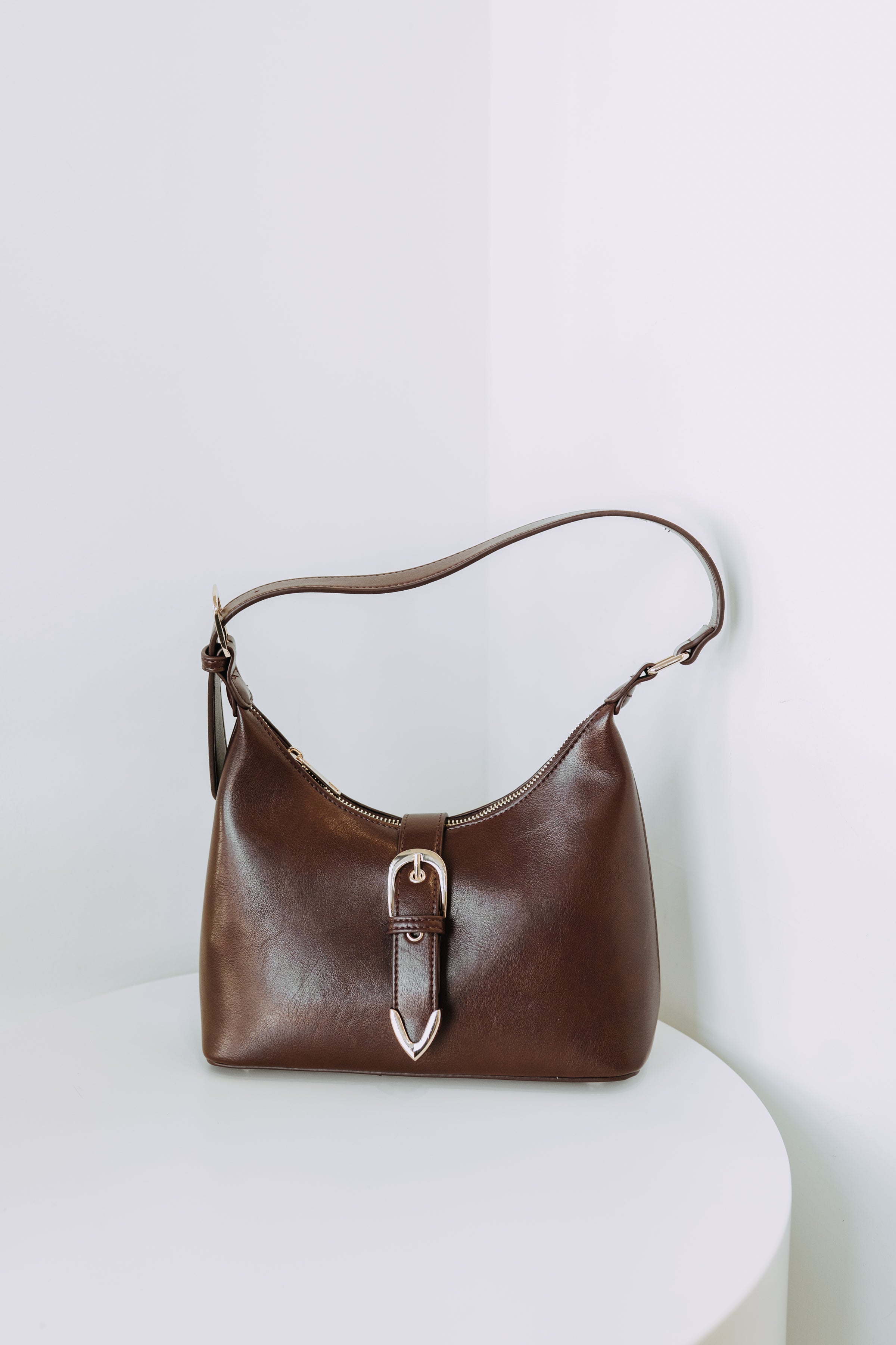 LYRA SHOULDER BAG