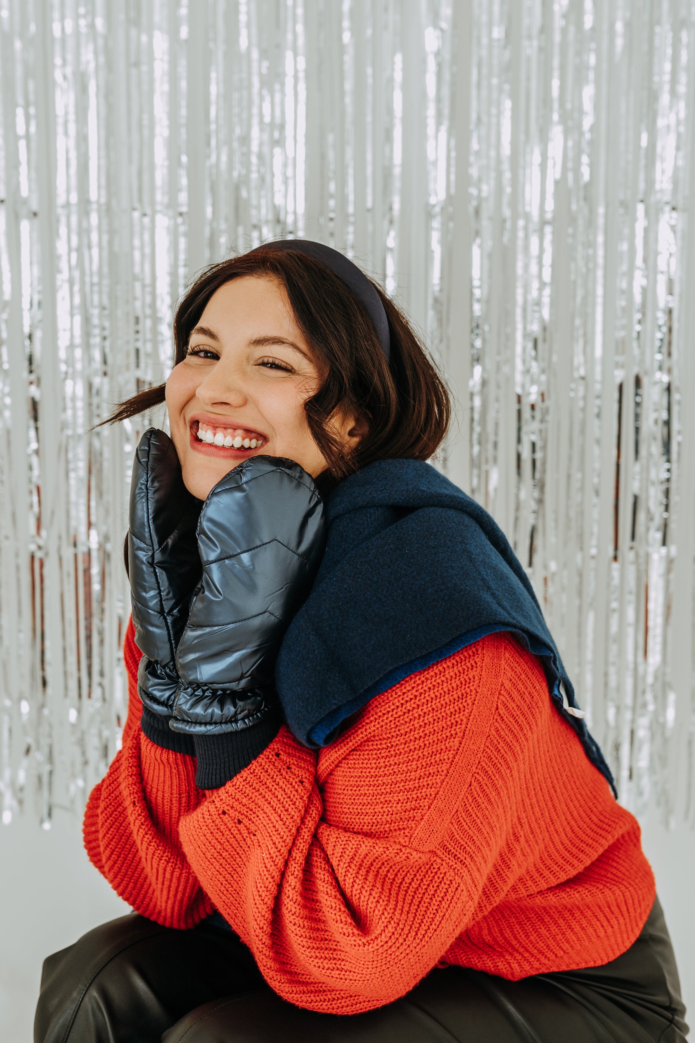 METALLIC PUFFER MITT