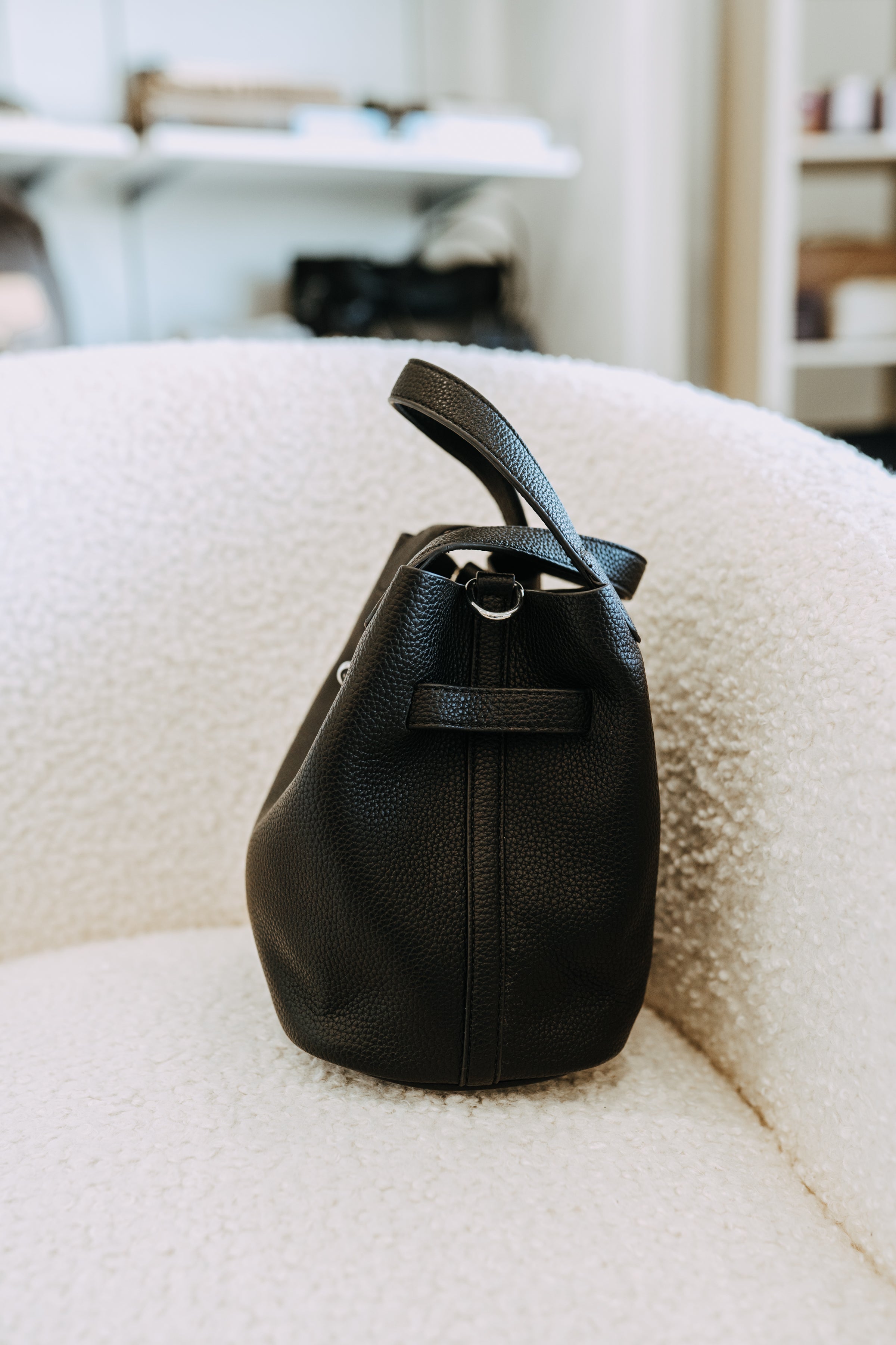 PORCHA TOP HANDLE BAG