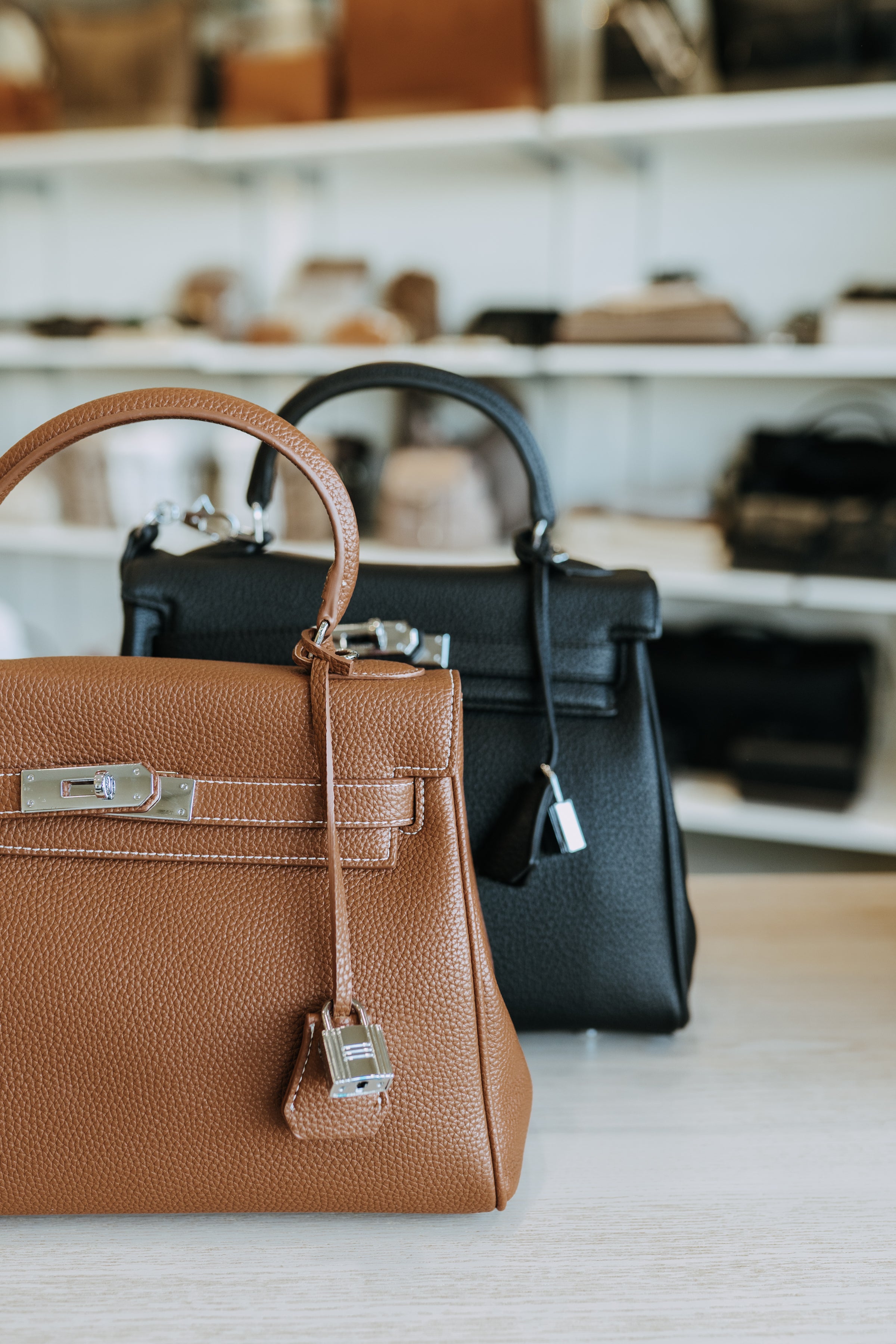 LATTE TOP HANDLE BAG