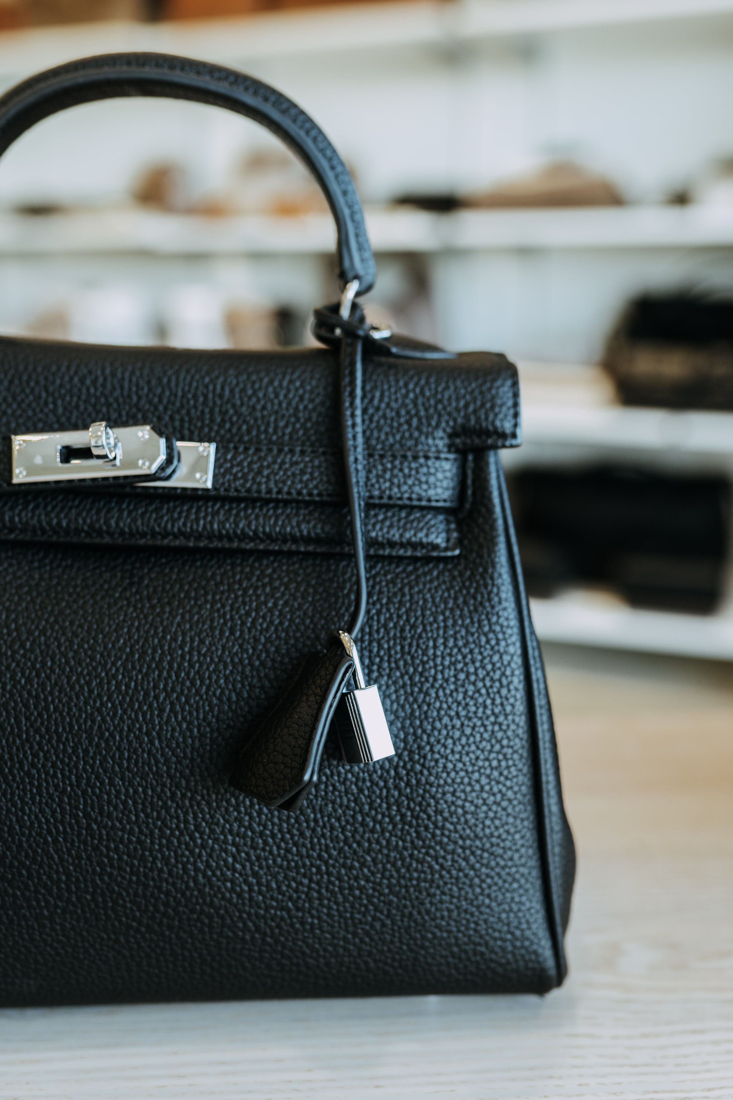 LATTE TOP HANDLE BAG