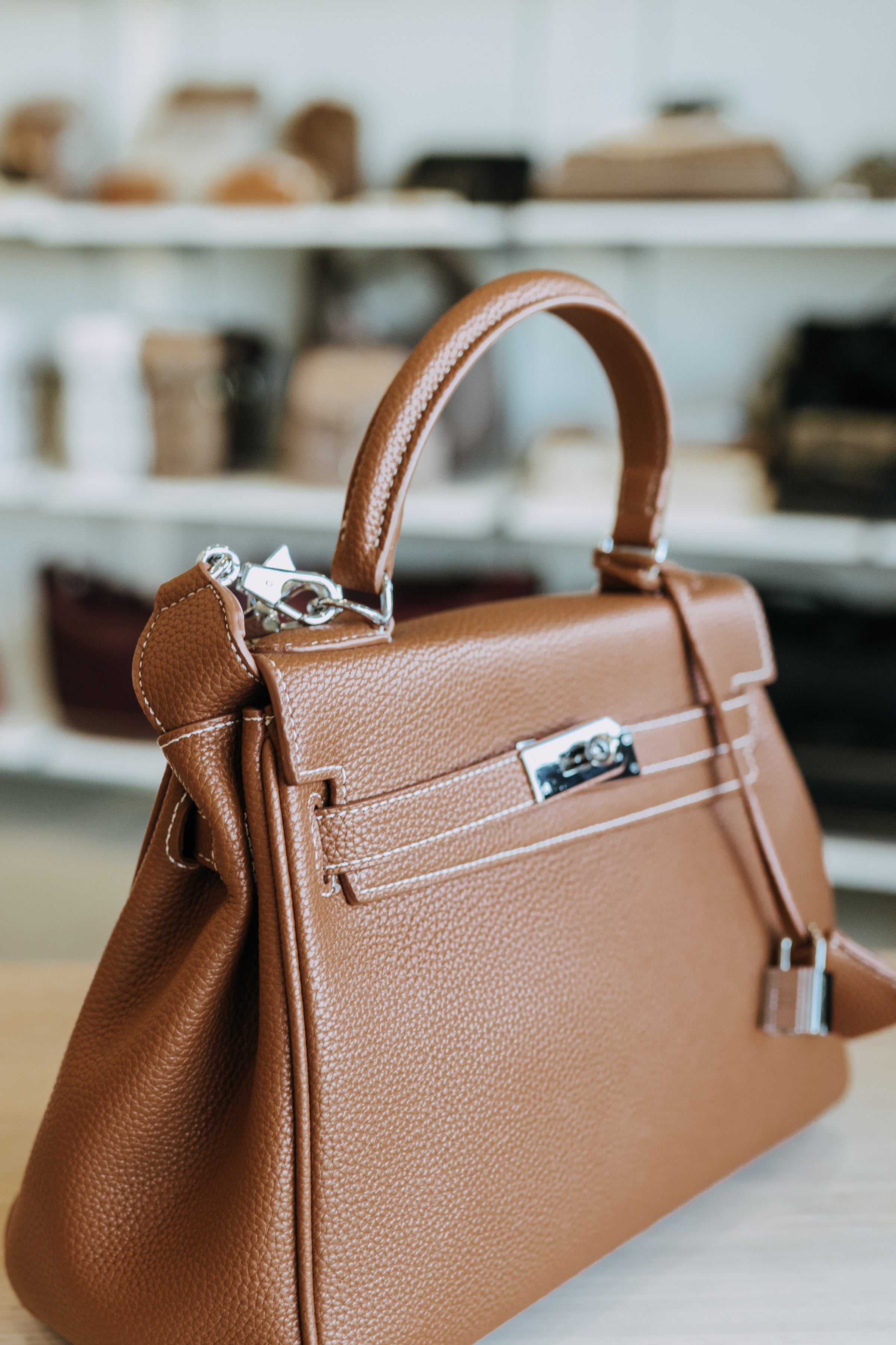 LATTE TOP HANDLE BAG