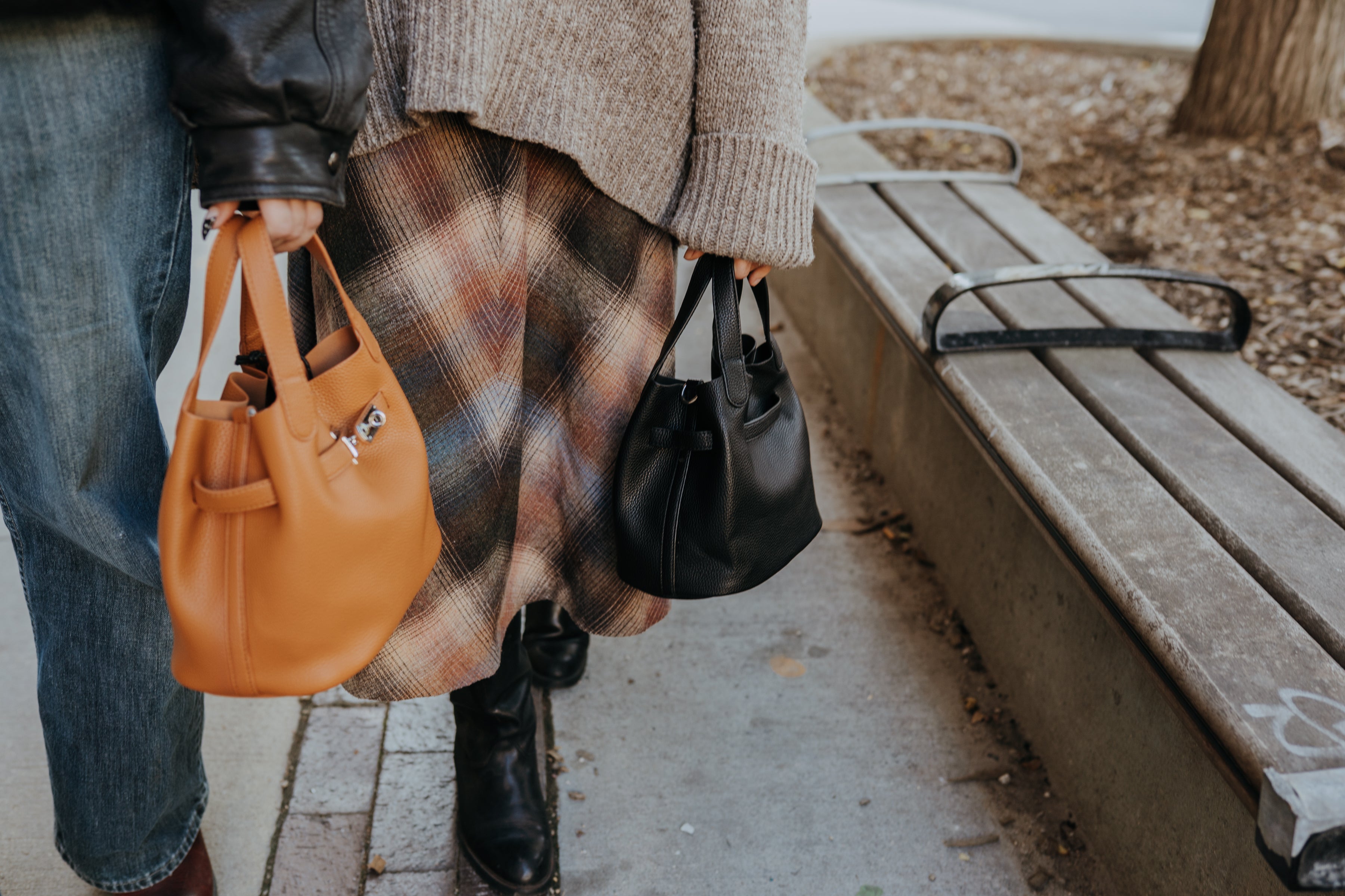 PORCHA TOP HANDLE BAG