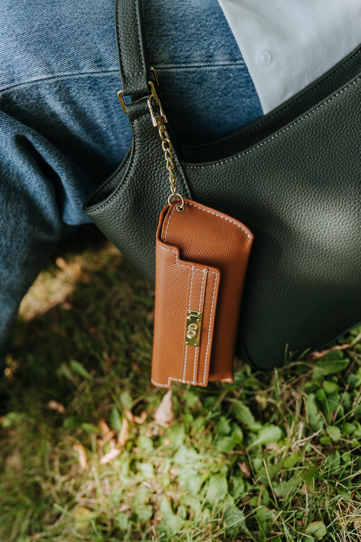 SUNGLASS CASE