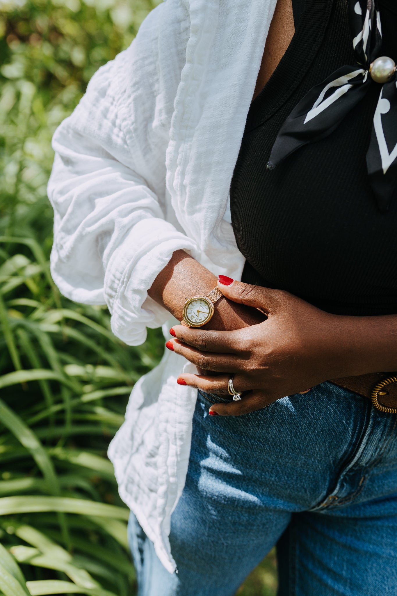 OVAL QUARTZ WATCH