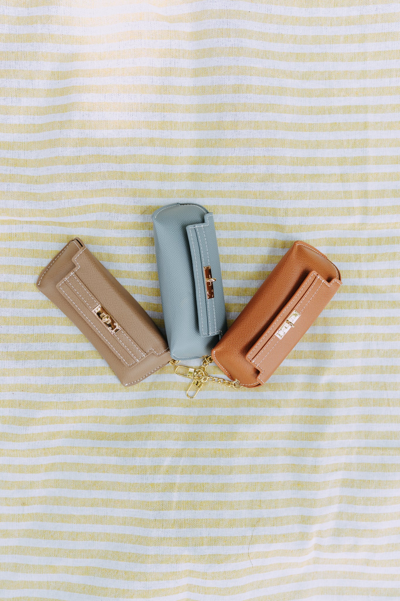 SUNGLASS CASE