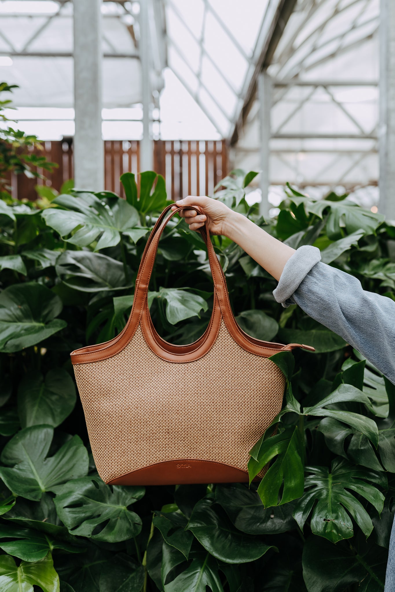 CHARLOTTE WOVEN TOTE