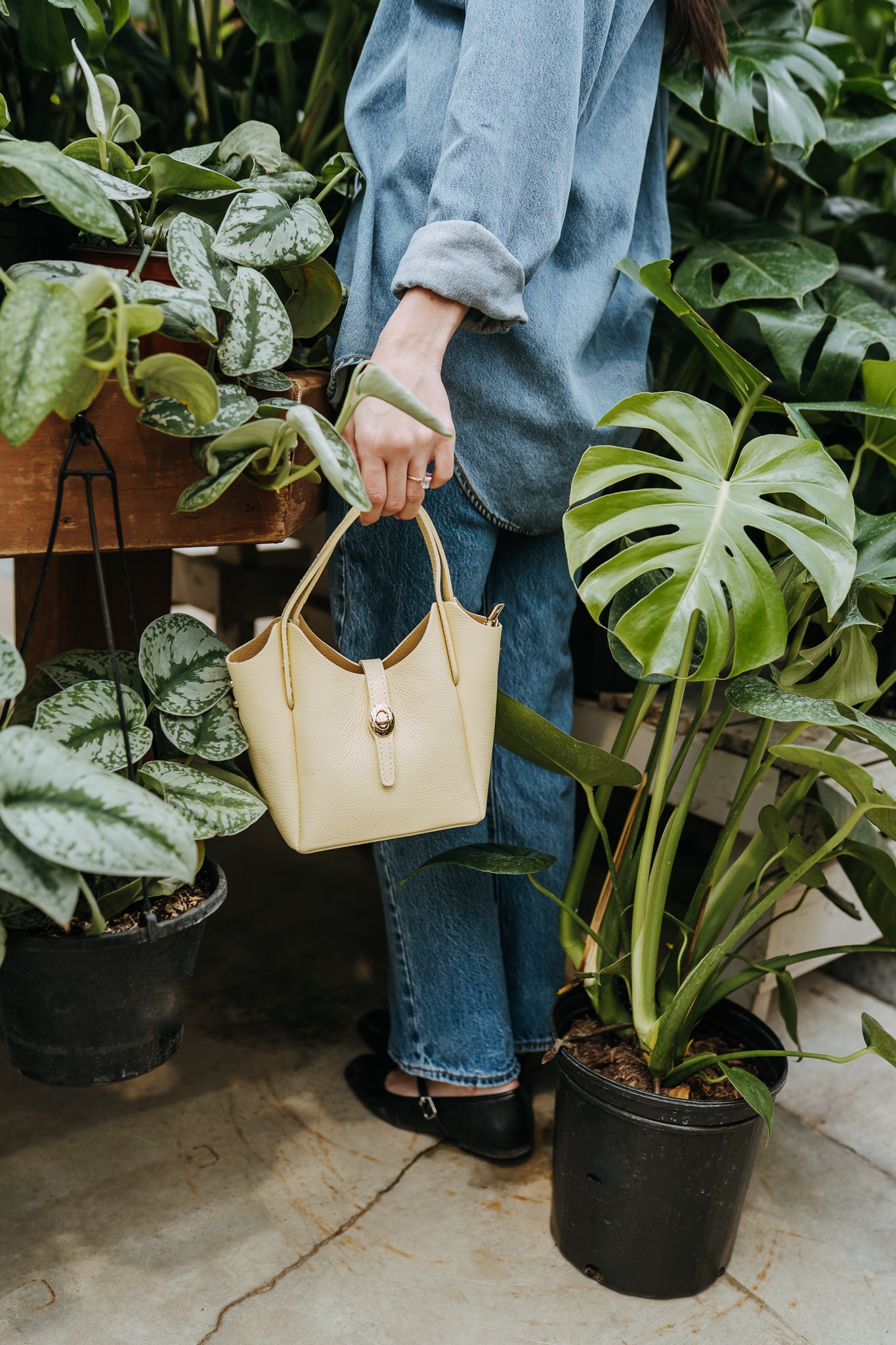 GINEVRA LEATHER TOP HANDLE