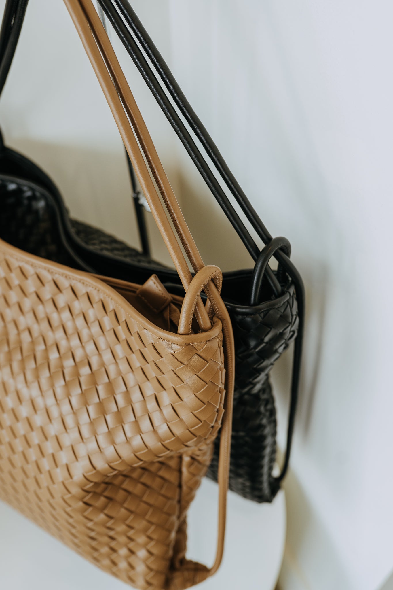 DOWNTOWN WOVEN BAG