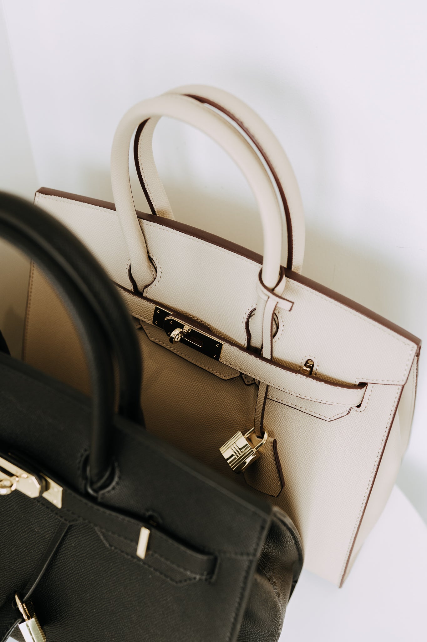 UPTOWN CARRY TOTE