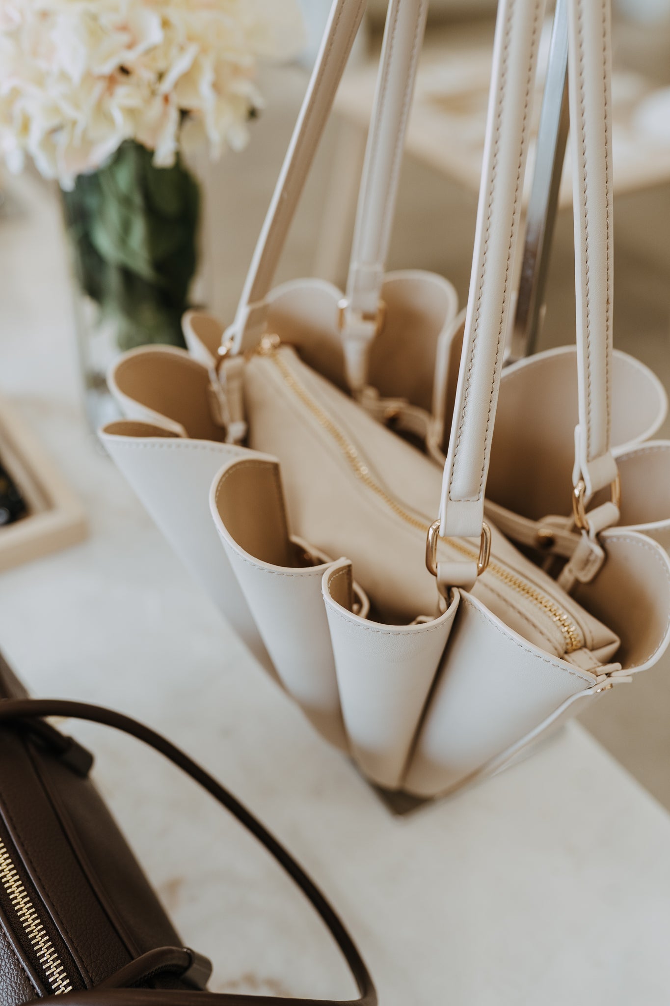SHELLIE SHOULDER BAG