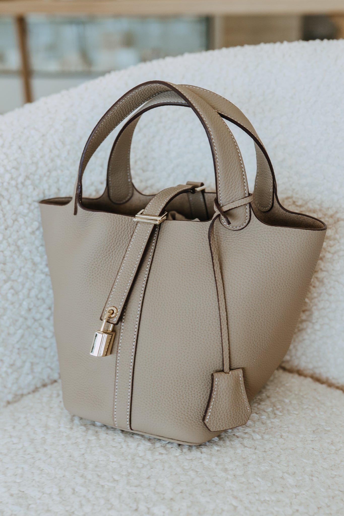 LIANE TOP HANDLE BAG
