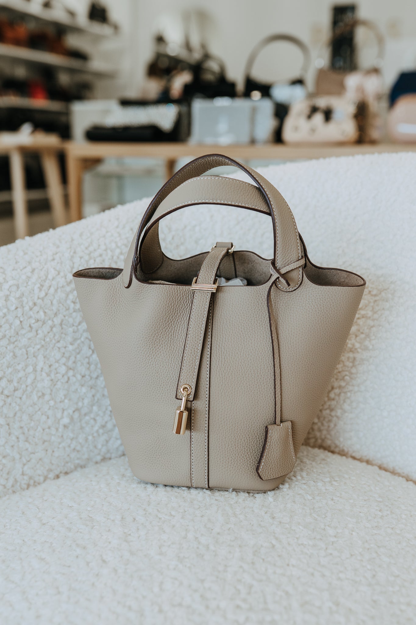 LIANE TOP HANDLE BAG