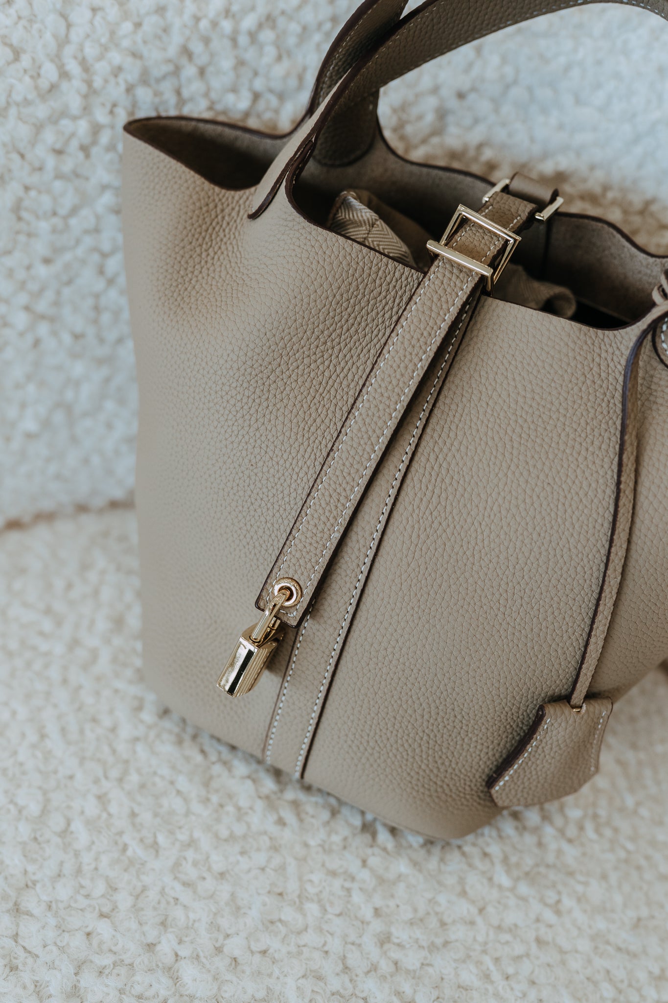 LIANE TOP HANDLE BAG