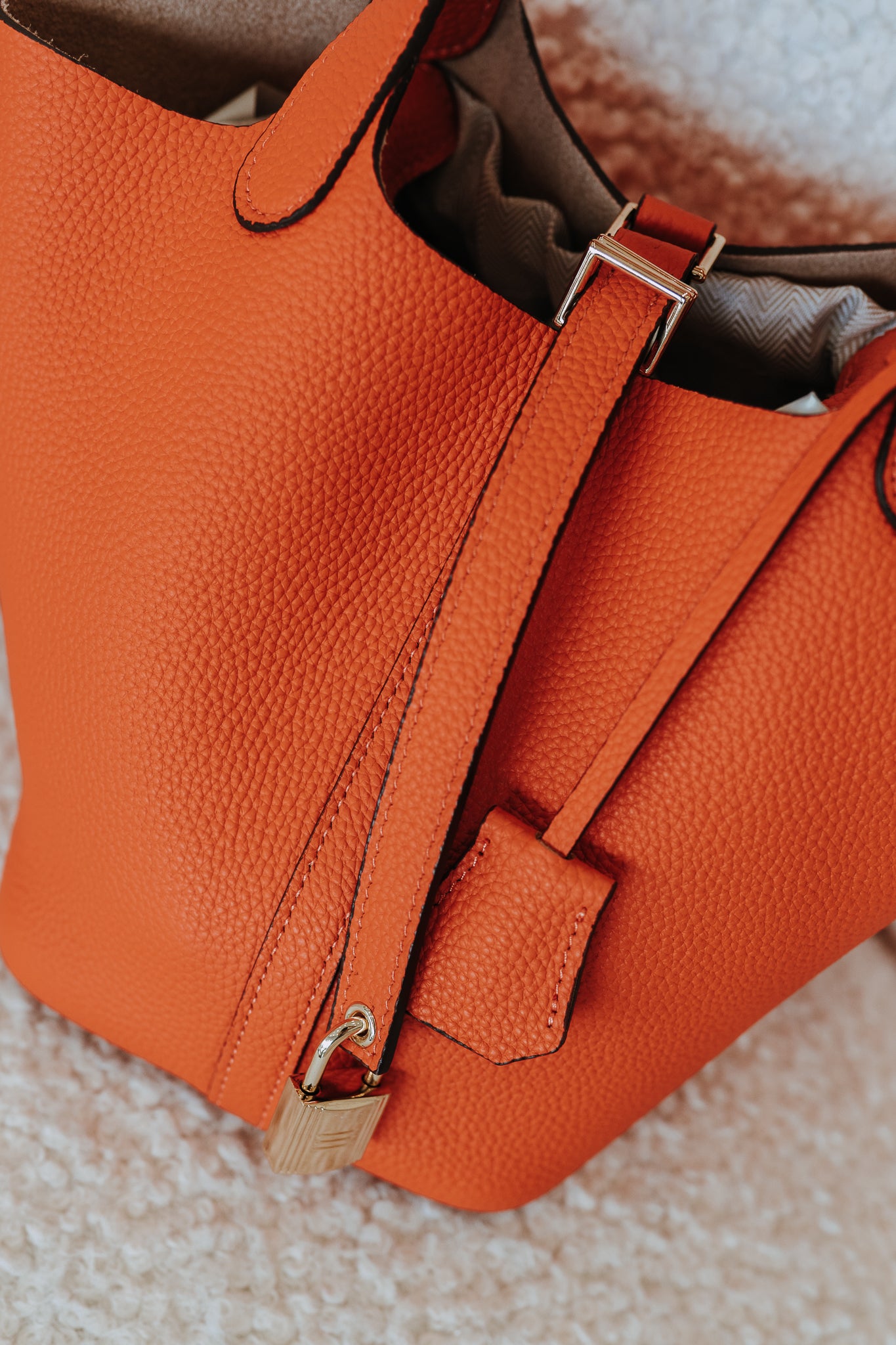LIANE TOP HANDLE BAG