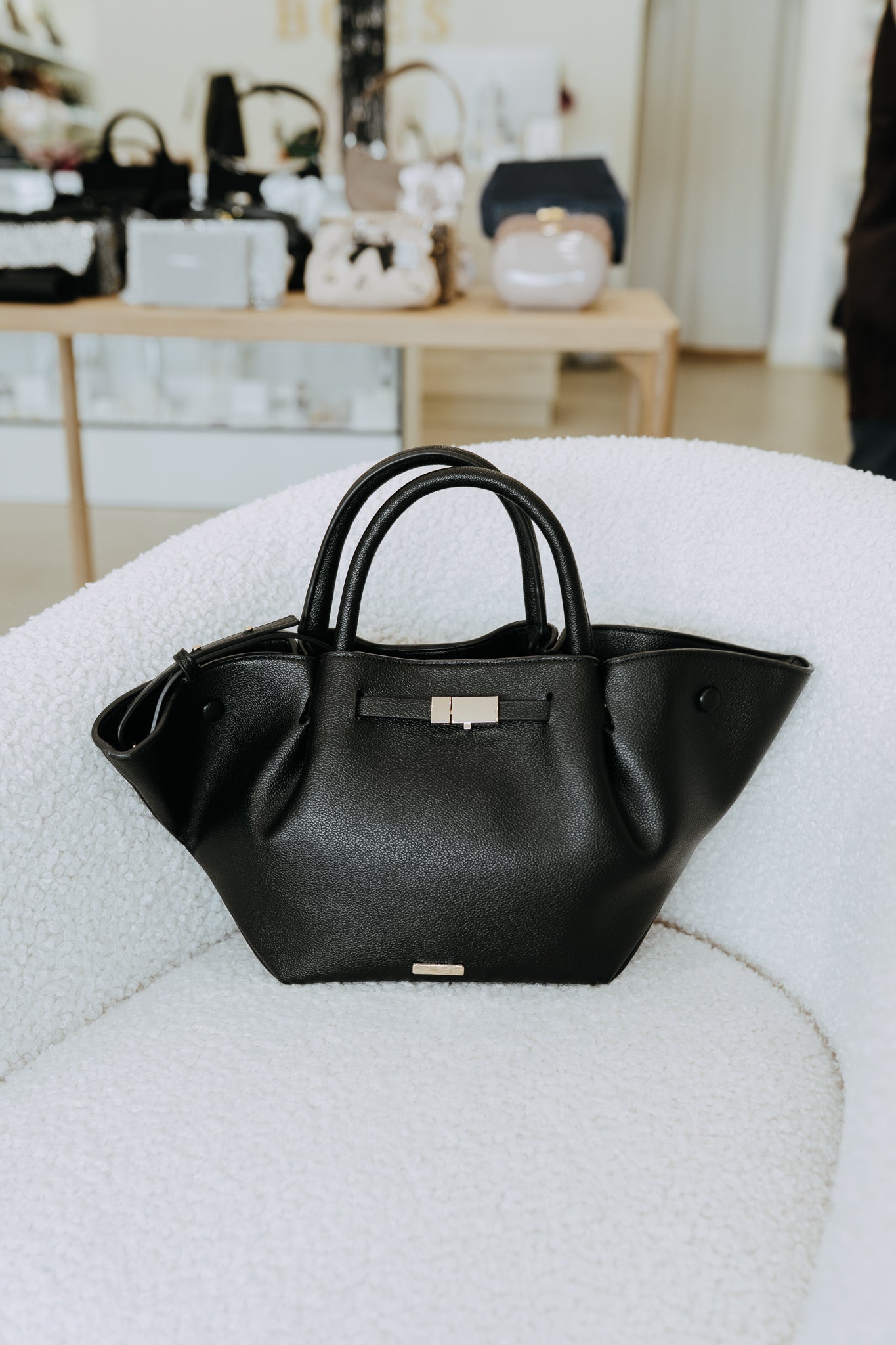 ECLIPSE TOTE