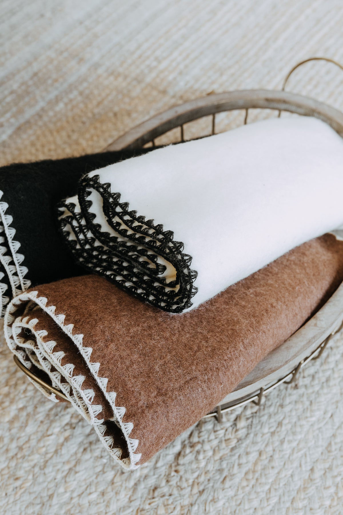 STITCH HEM SCARF