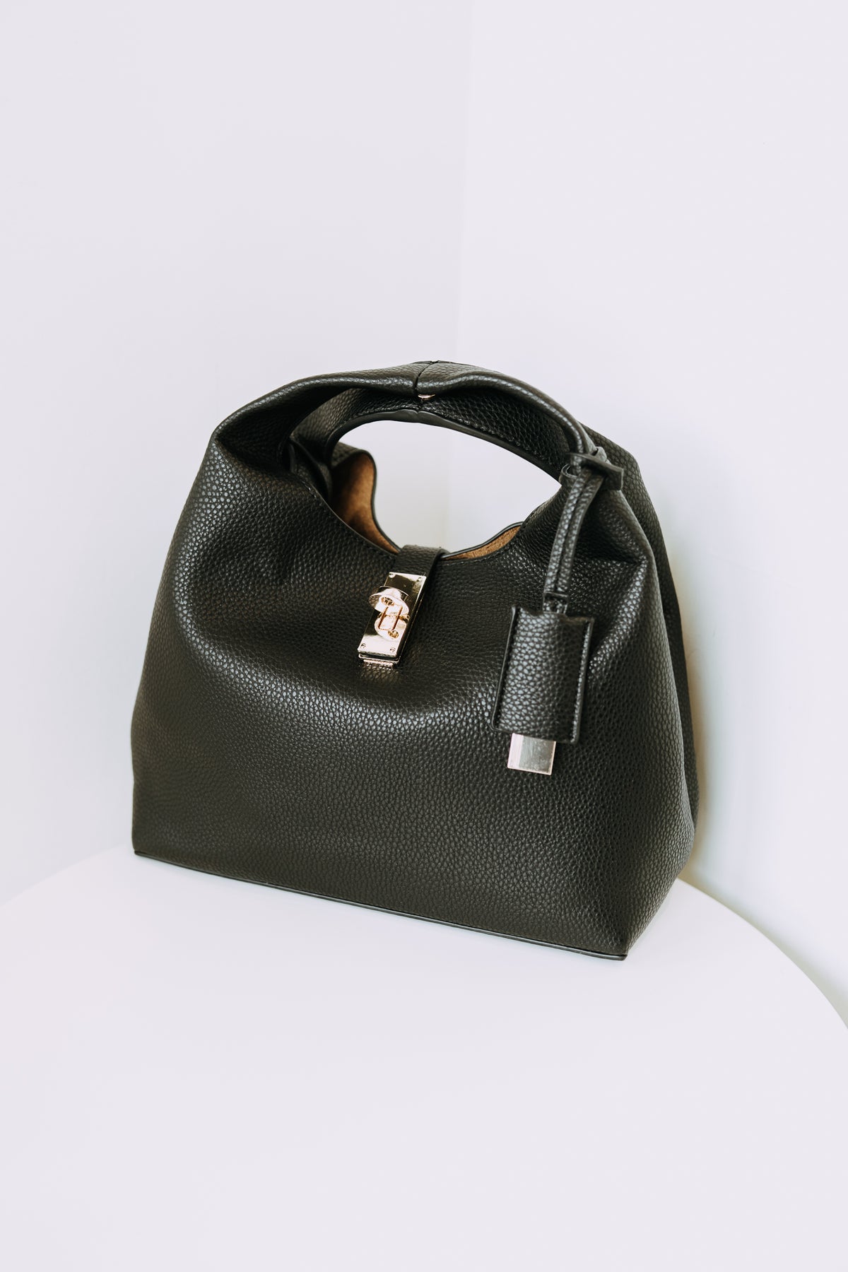 CLEO TOP HANDLE