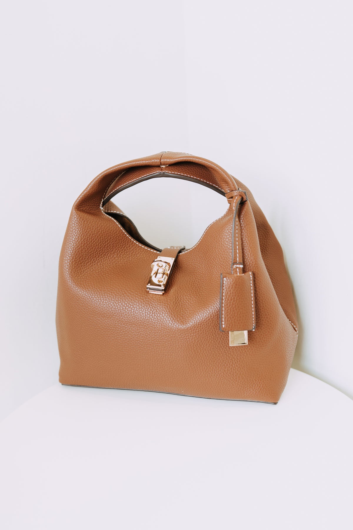 CLEO TOP HANDLE